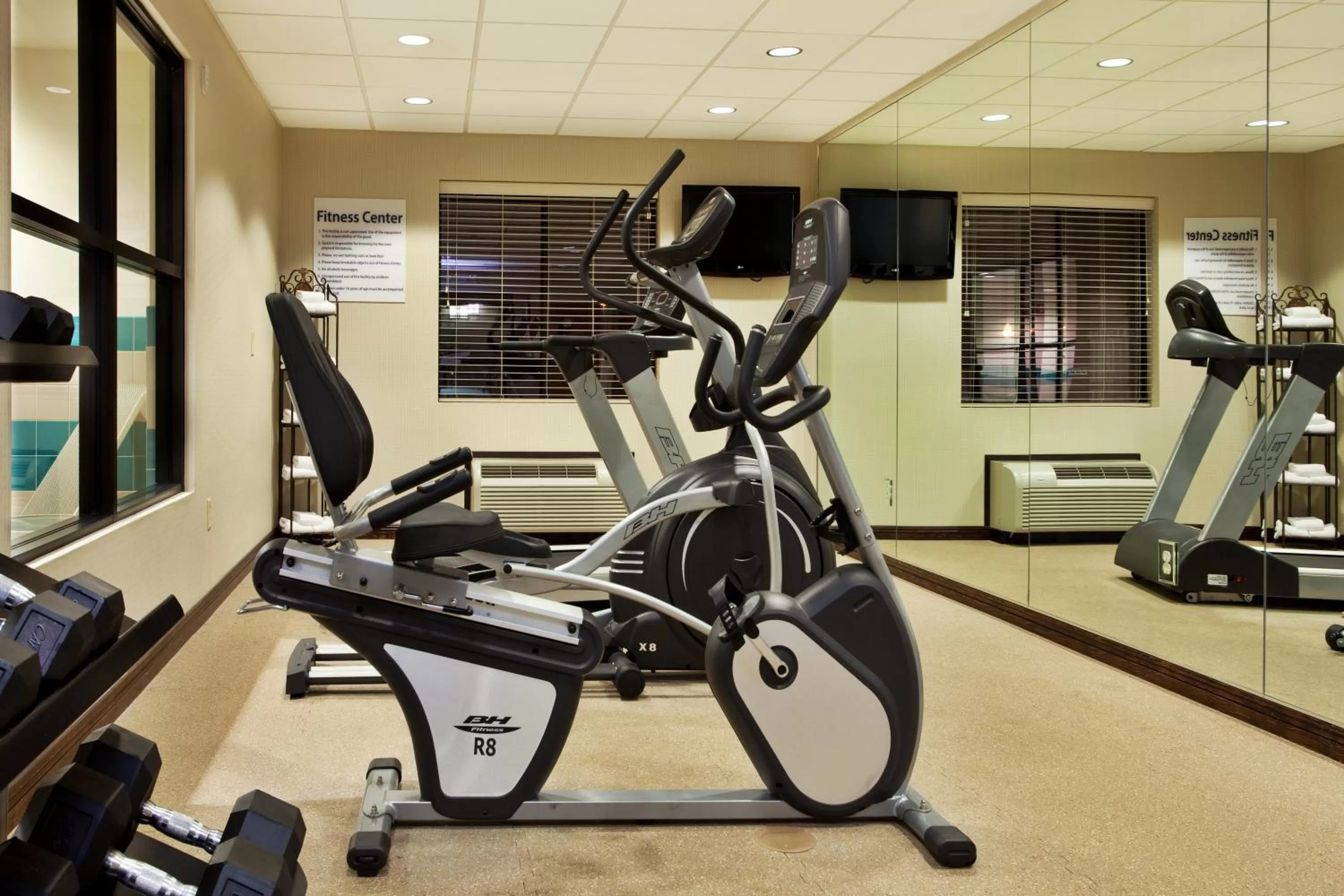 Fitness centre/facilities in Holiday Inn Express Hotel & Suites Picayune by IHG