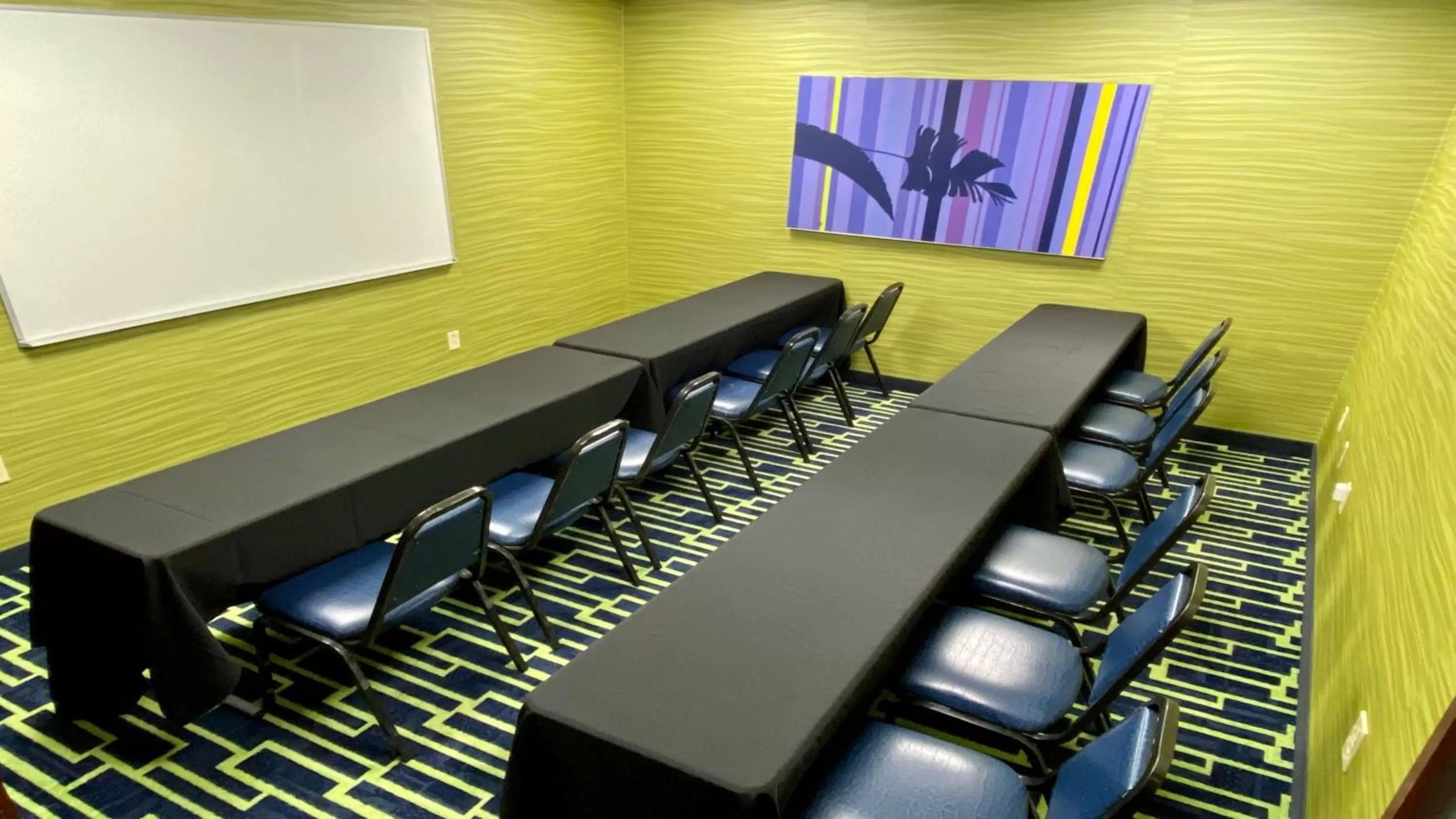 Meeting/conference room in Holiday Inn Express & Suites Plant City by IHG