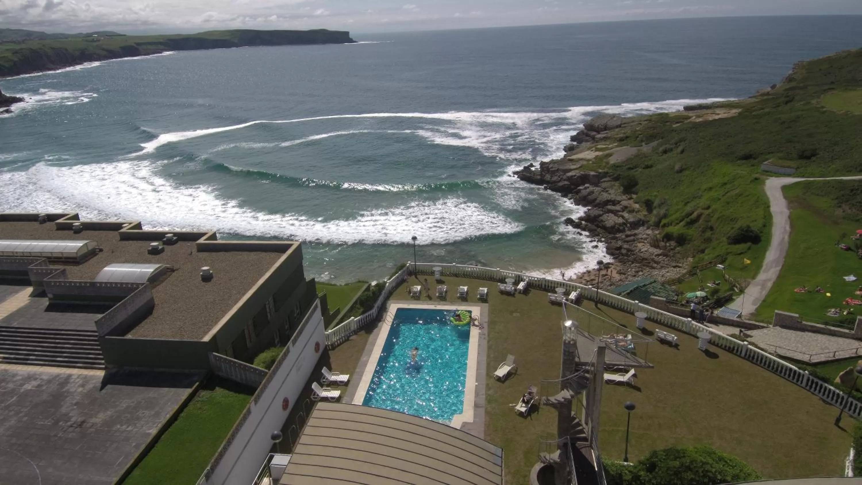 Swimming pool in Apartamentos El Caserio