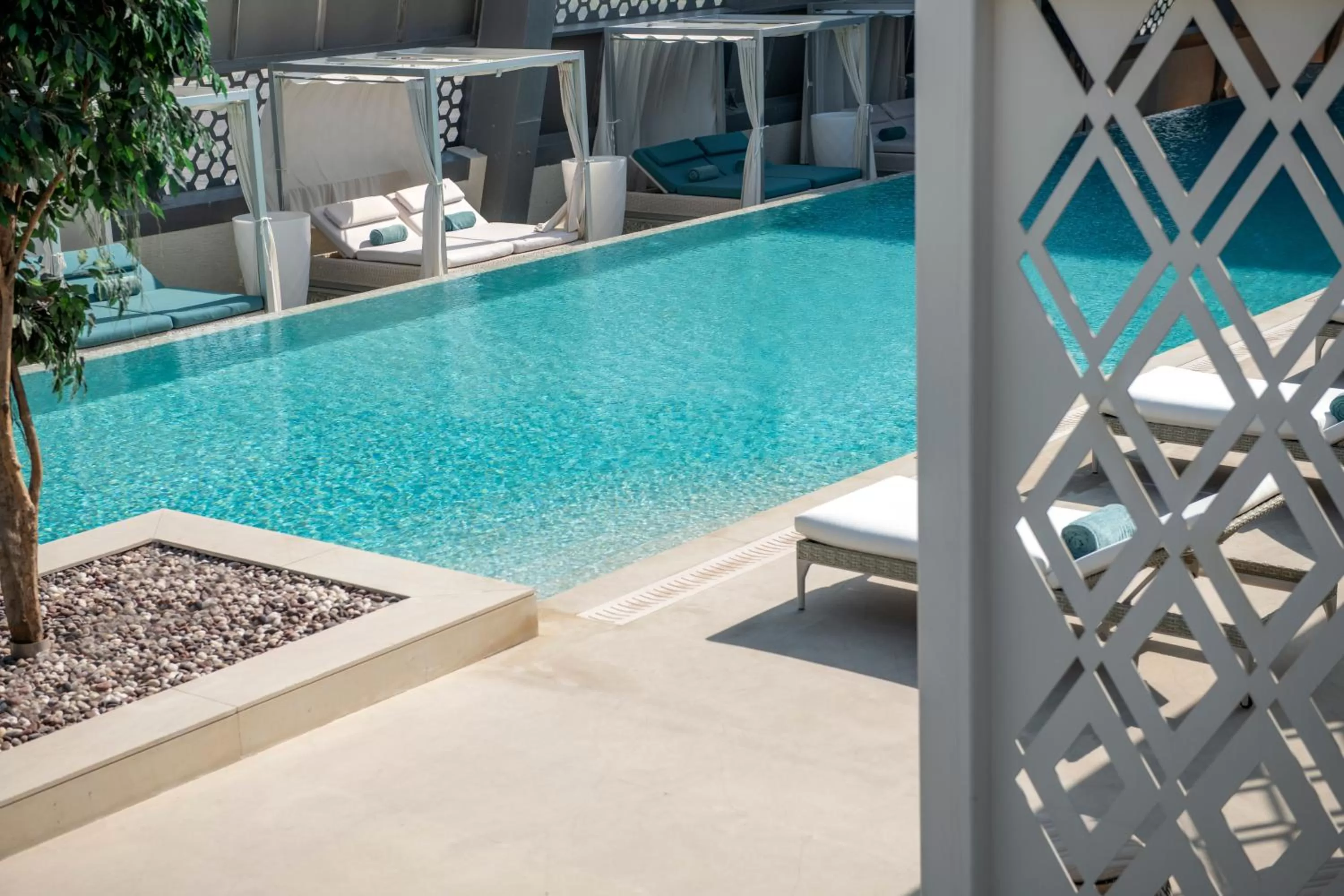 Swimming pool in Steigenberger Hotel Doha