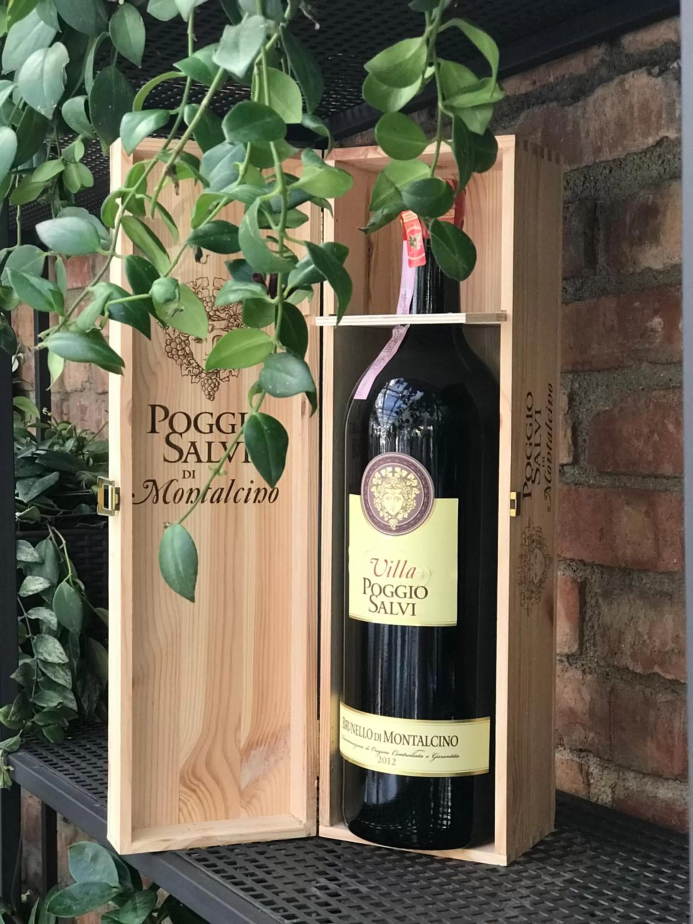 Restaurant/places to eat in Hotel Colosseo Tirana