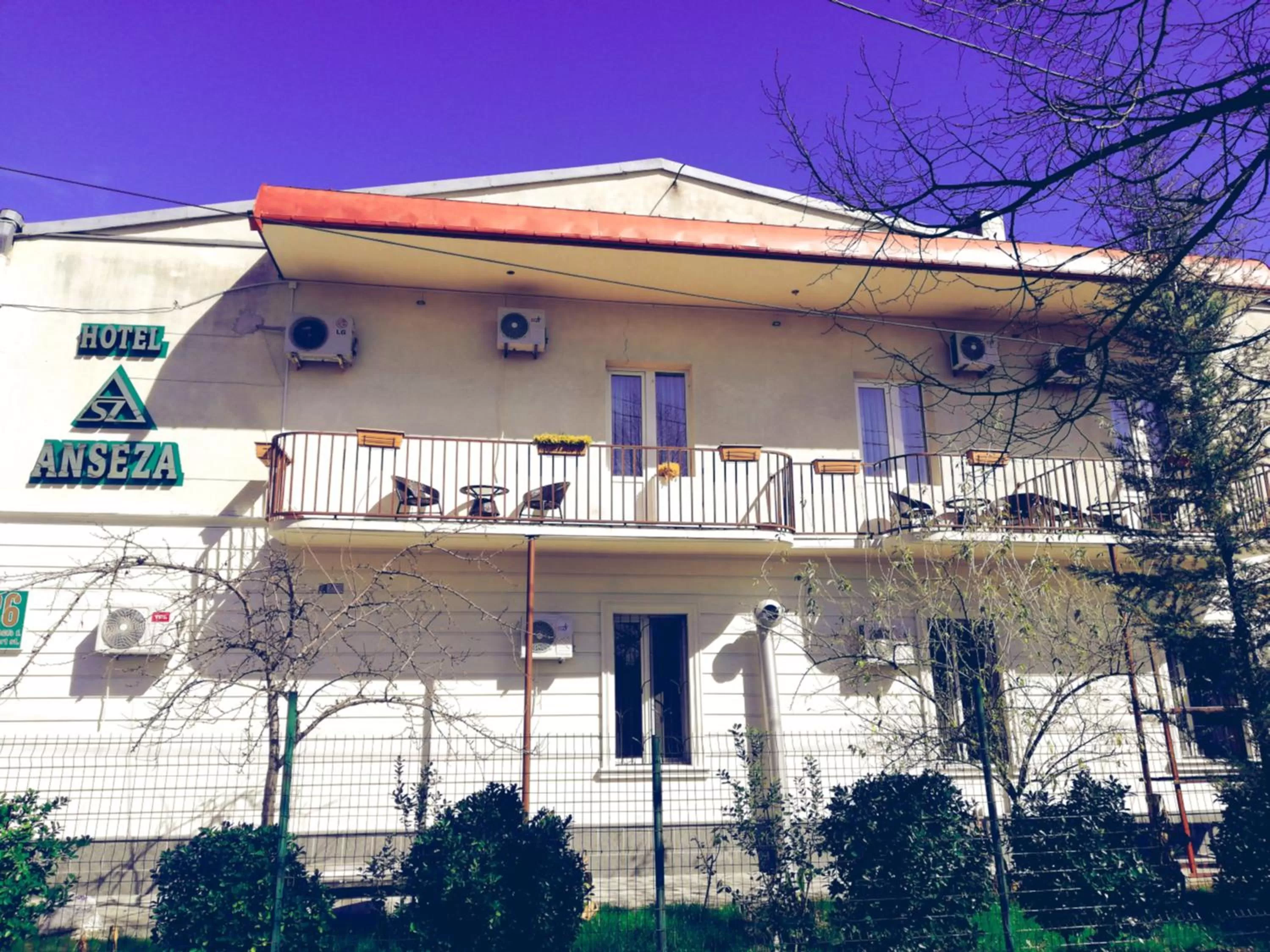 Property Building in AnSeZa