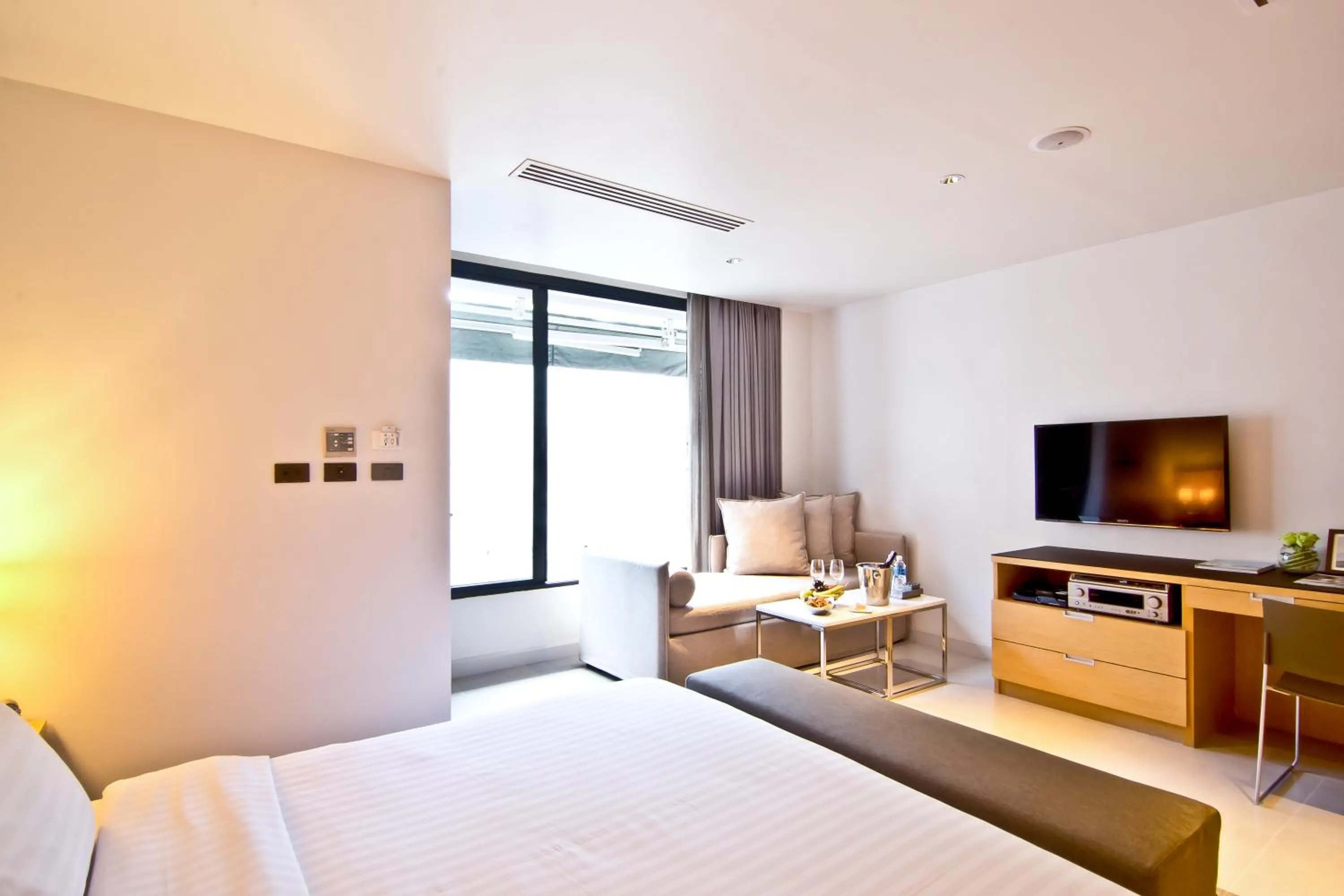 TV and multimedia, Bed in Dune Hua Hin Hotel