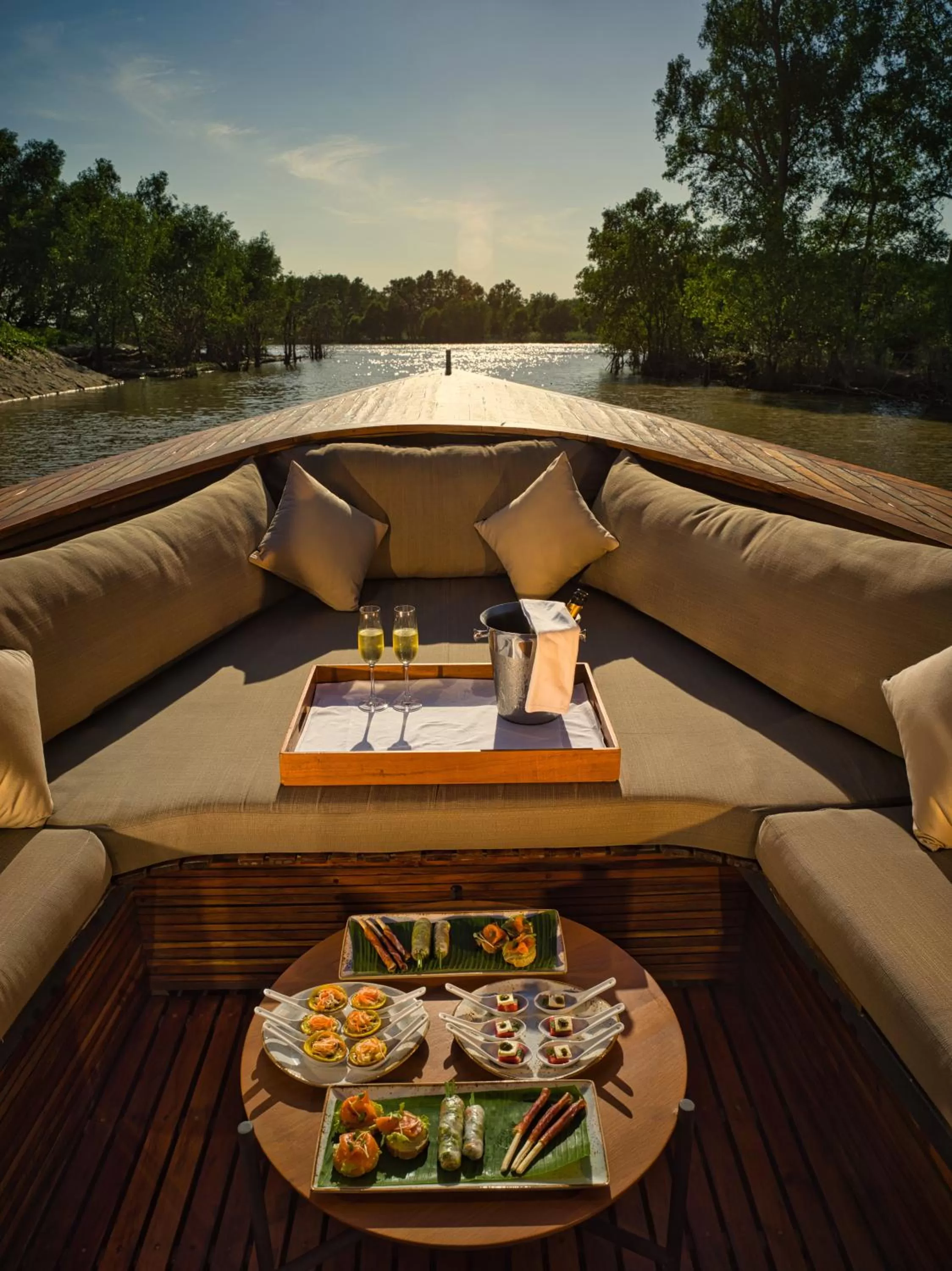 Activities in Azerai Can Tho