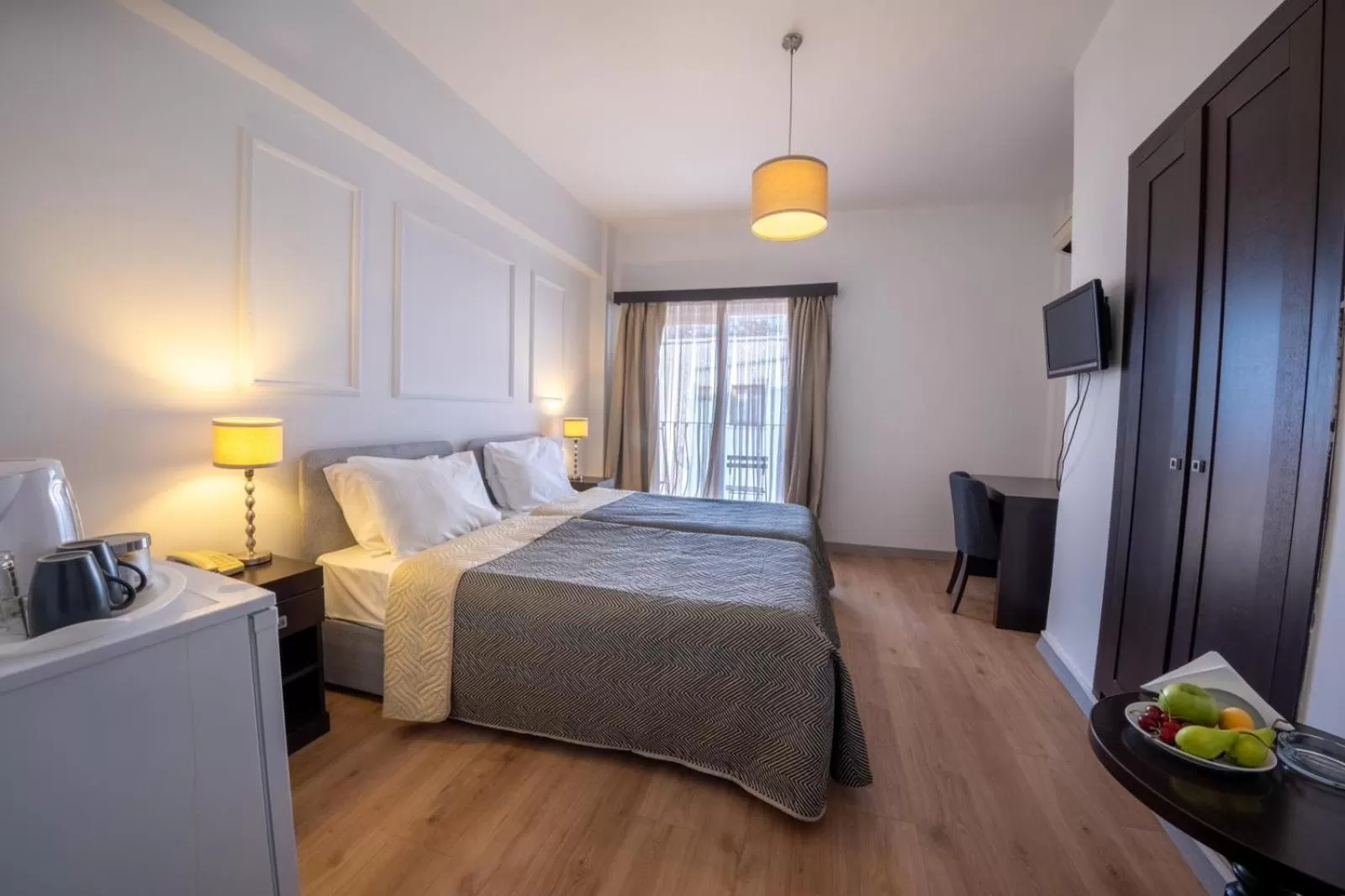 Bed in Kyrenia British Harbour Hotel