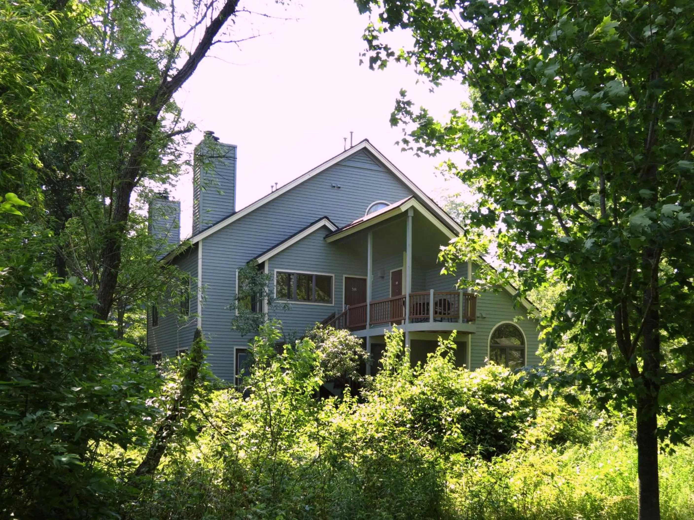 Property building in Crystal Mountain