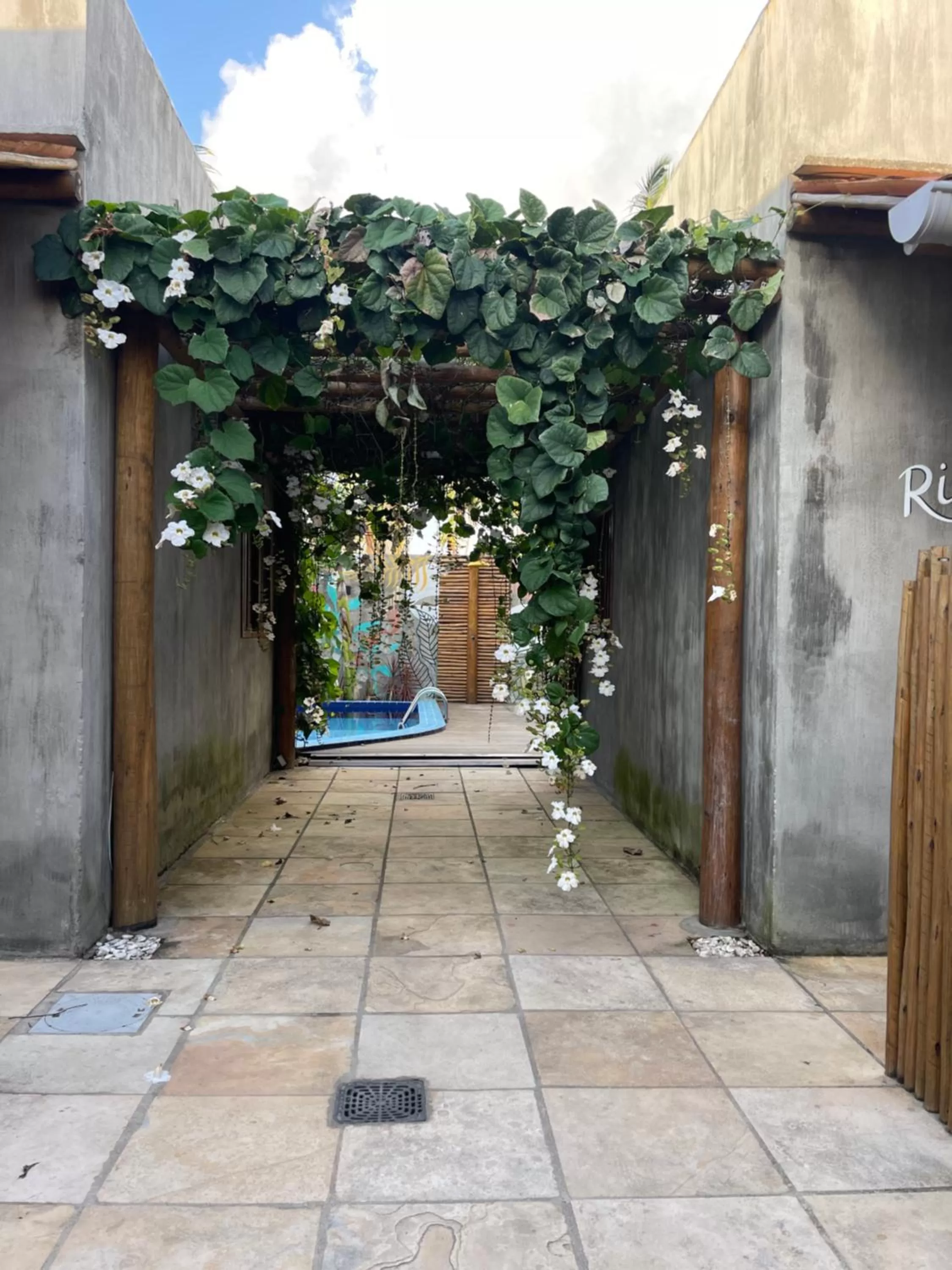 Day in Chalé Palhano Beach