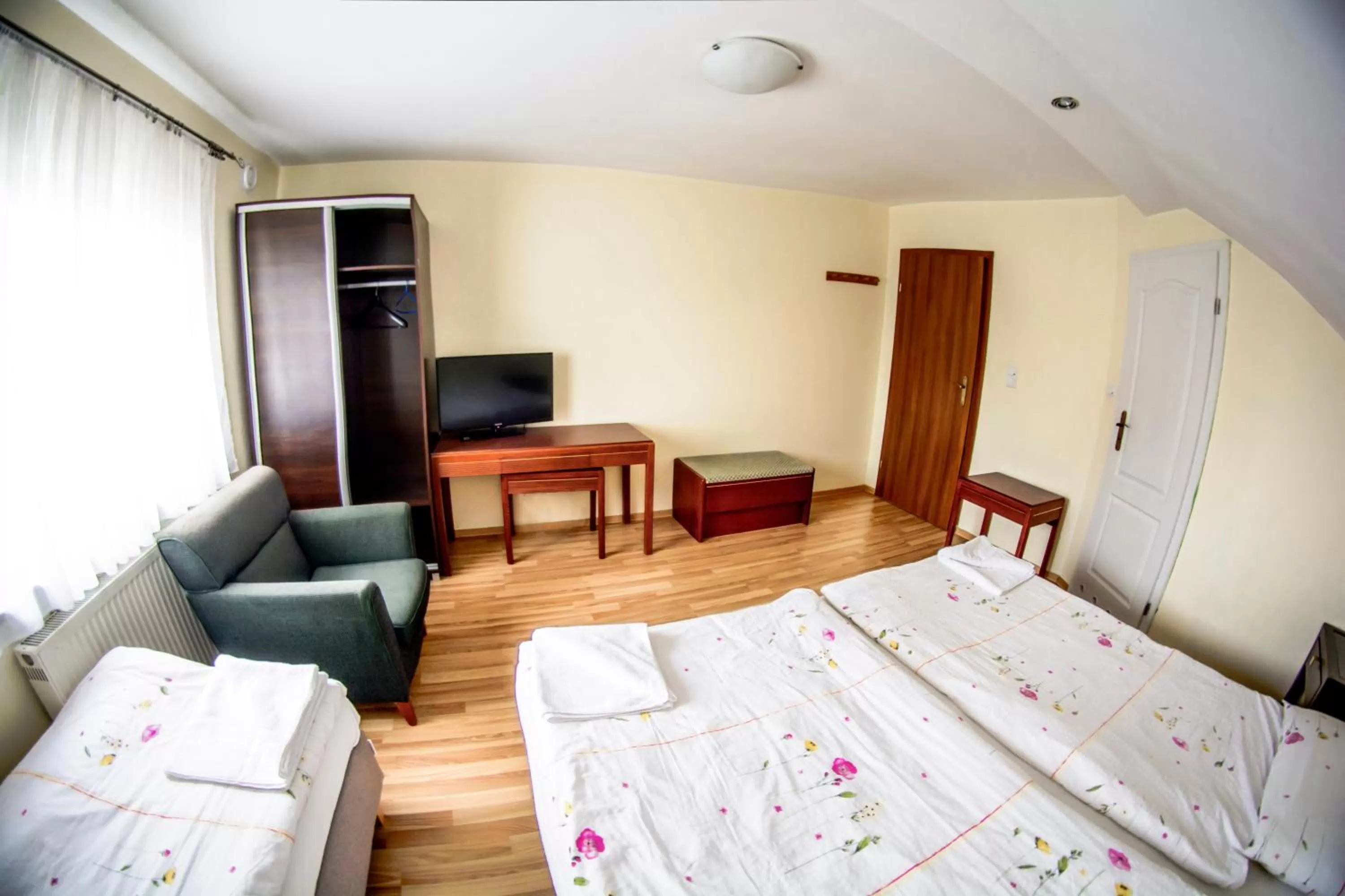 TV/Entertainment Center in Noclegi Europa