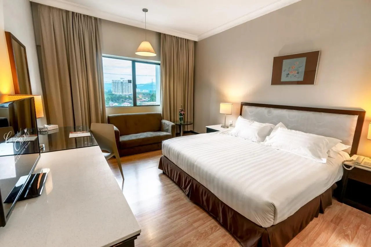 Bedroom, Bed in Crystal Crown Hotel Kuala Lumpur