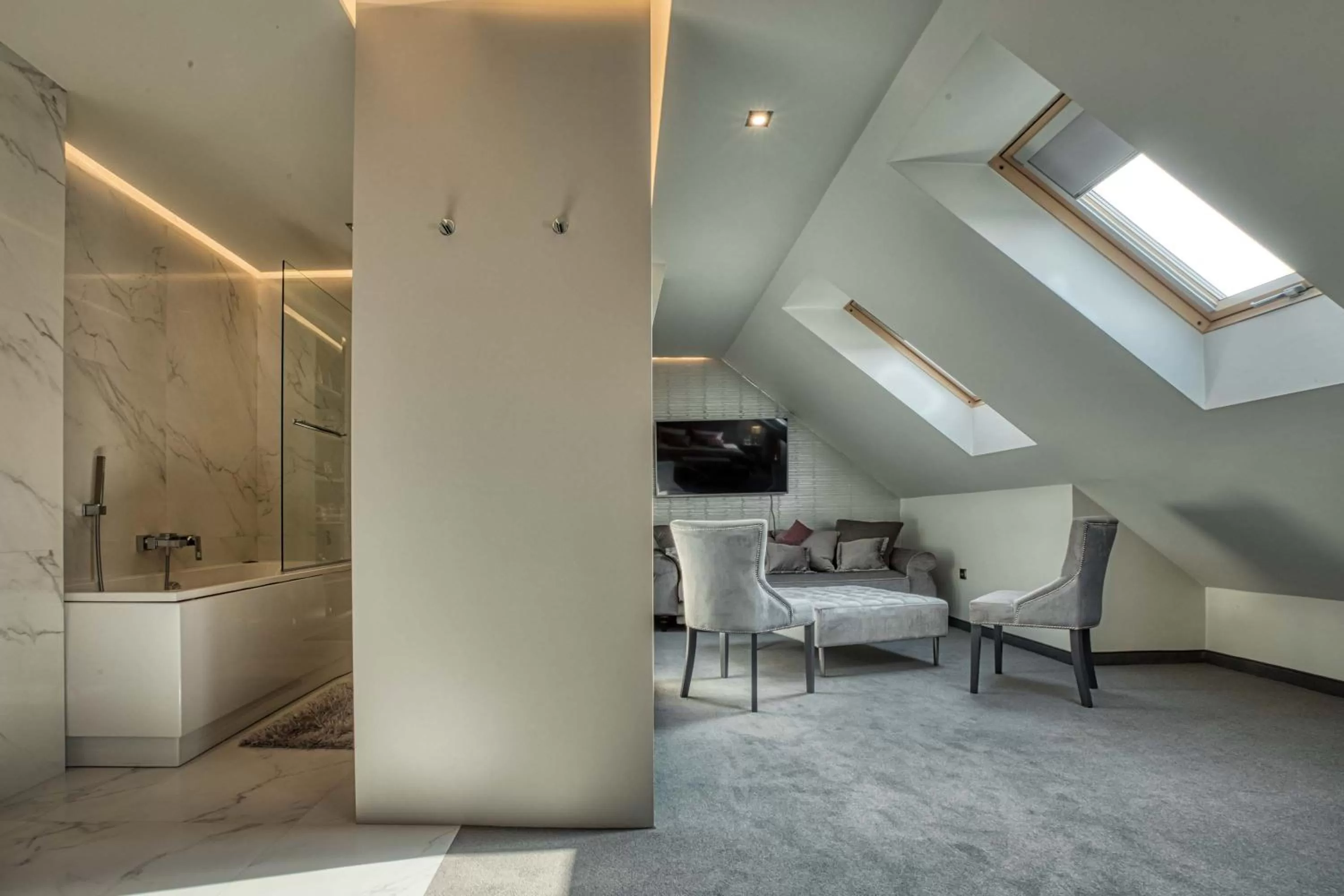 Bathroom, Seating Area in Hotel Biały Dom