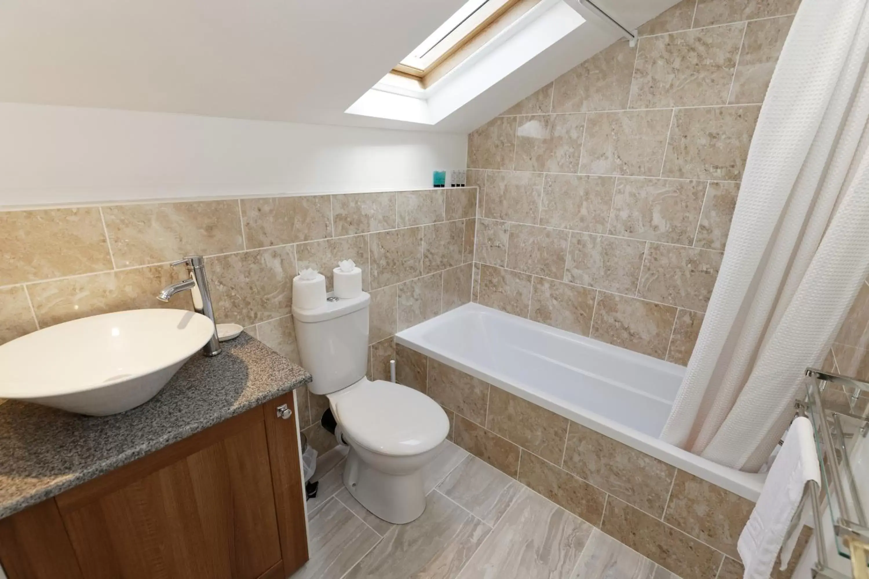 Deluxe Double Room in Rams Head Inn Deluxe Double Room in Rams Head Inn