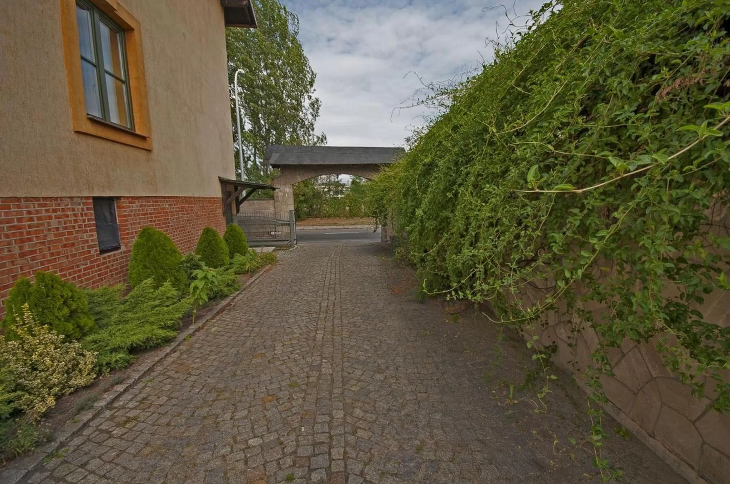 Street view in Hotel Restauracja Pod Parowozem