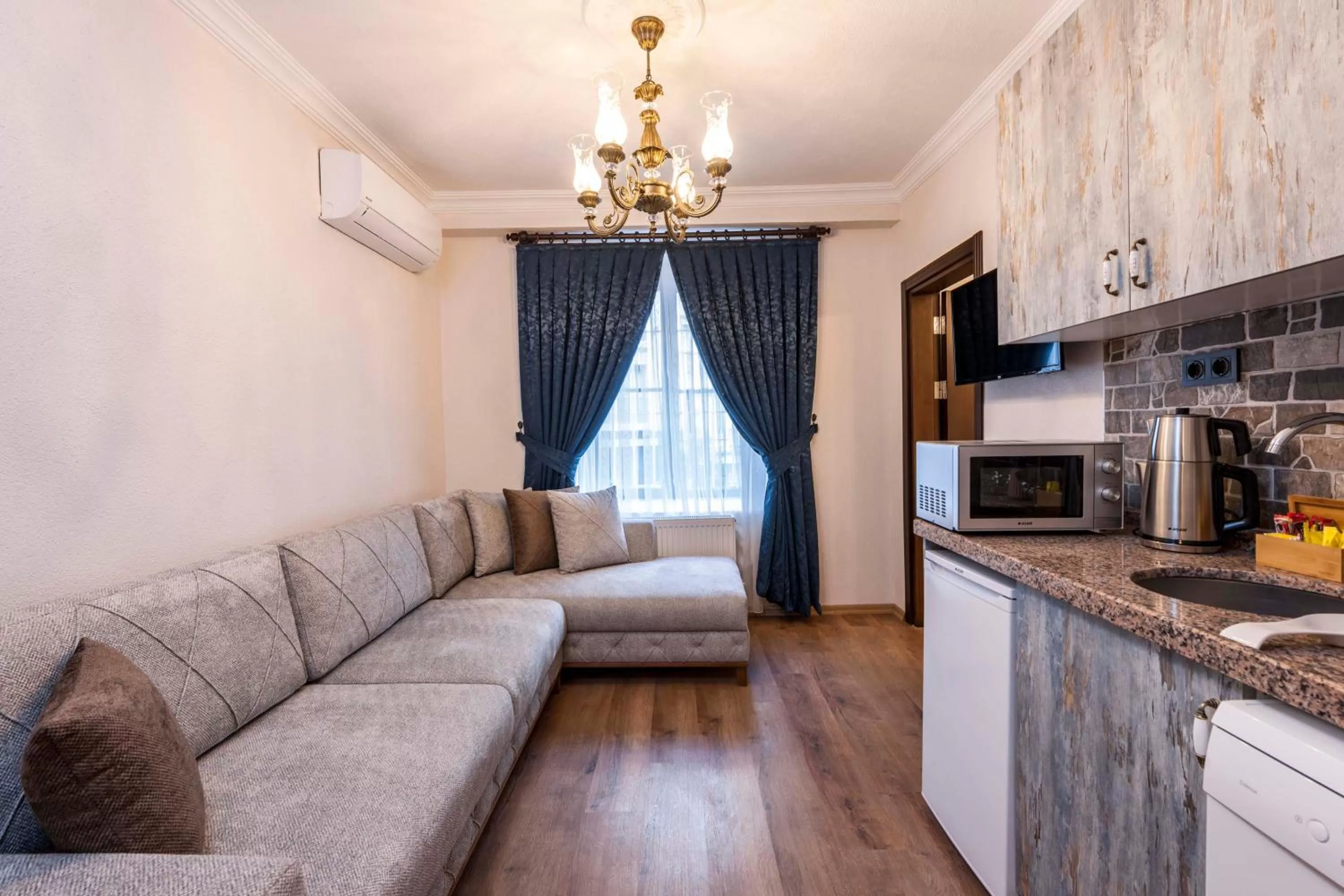 Decorative detail in Element Garden