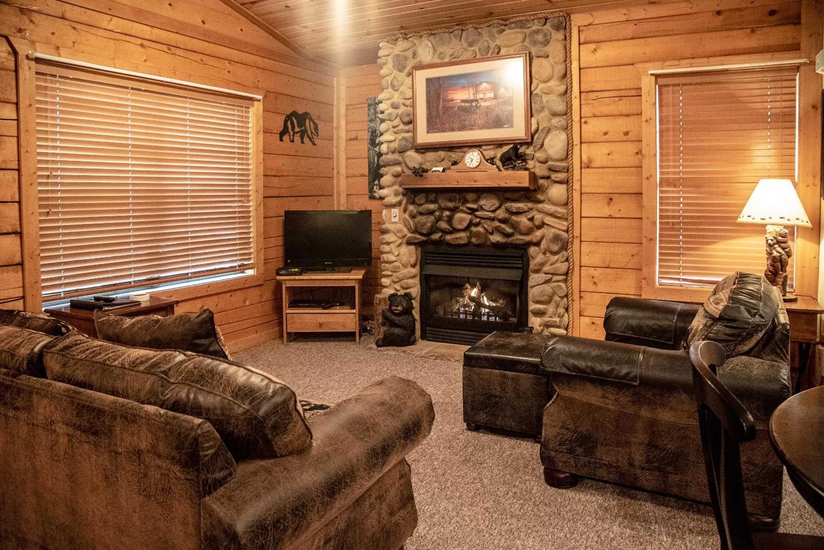 Living room in Cabins at Grand Mountain
