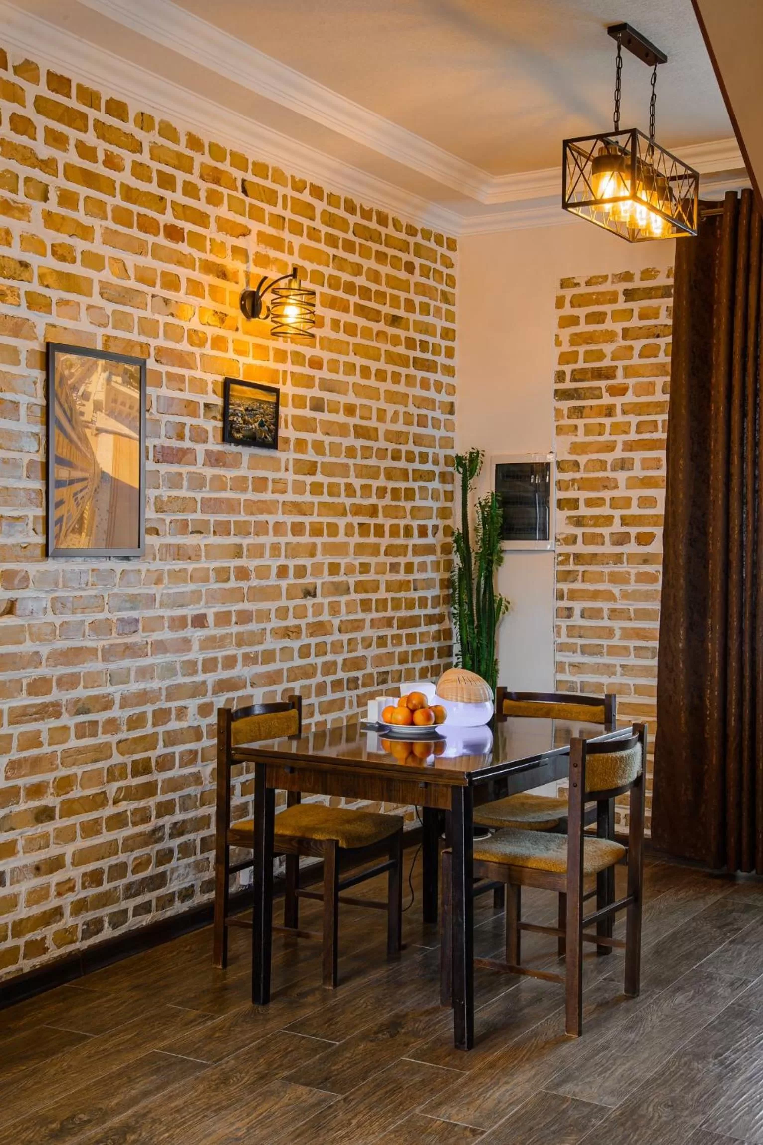 Seating area, Dining Area in Usman