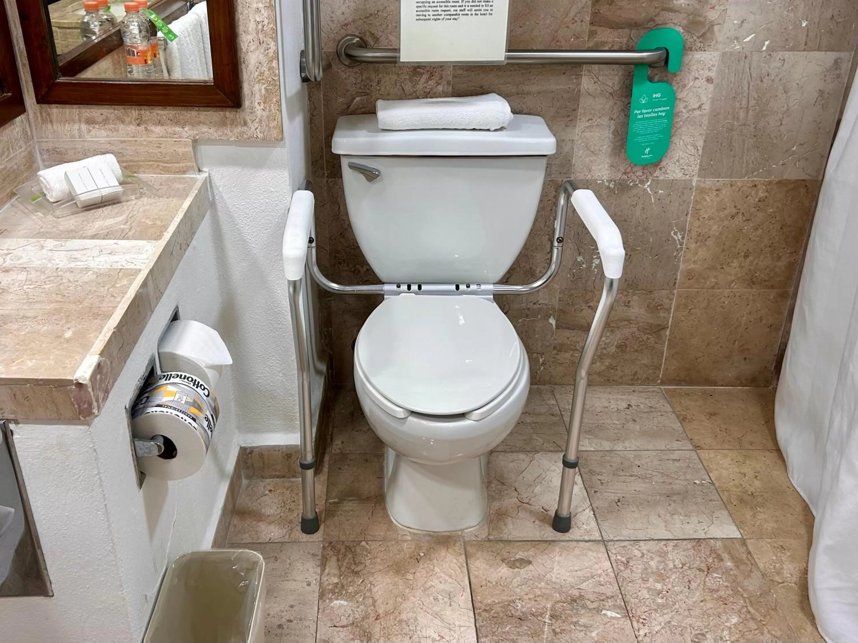 Double Room with Two Double Beds - Disability Access/Non-Smoking in Holiday Inn Merida, an IHG Hotel