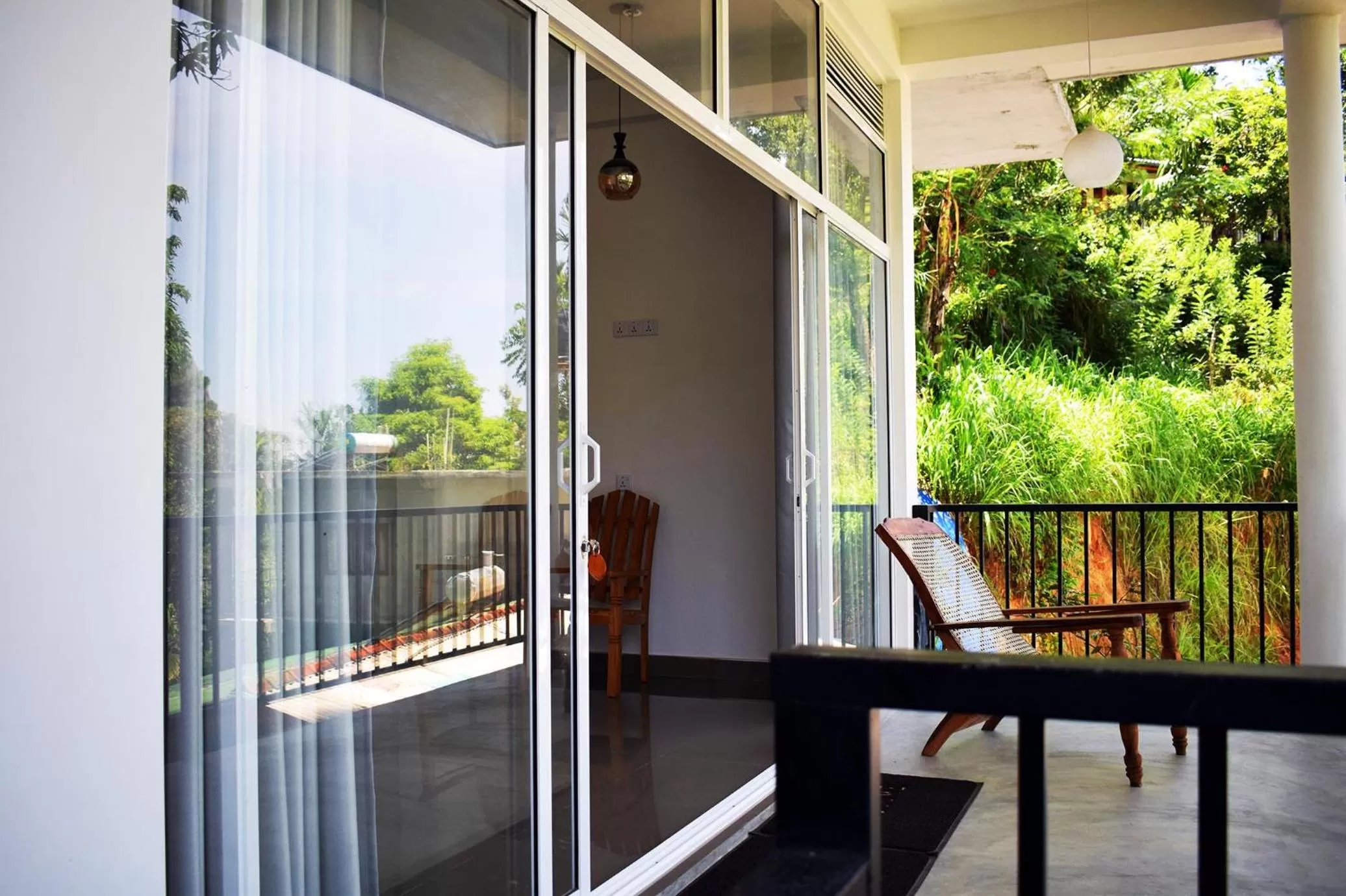 Balcony/Terrace in Raveena Guest House