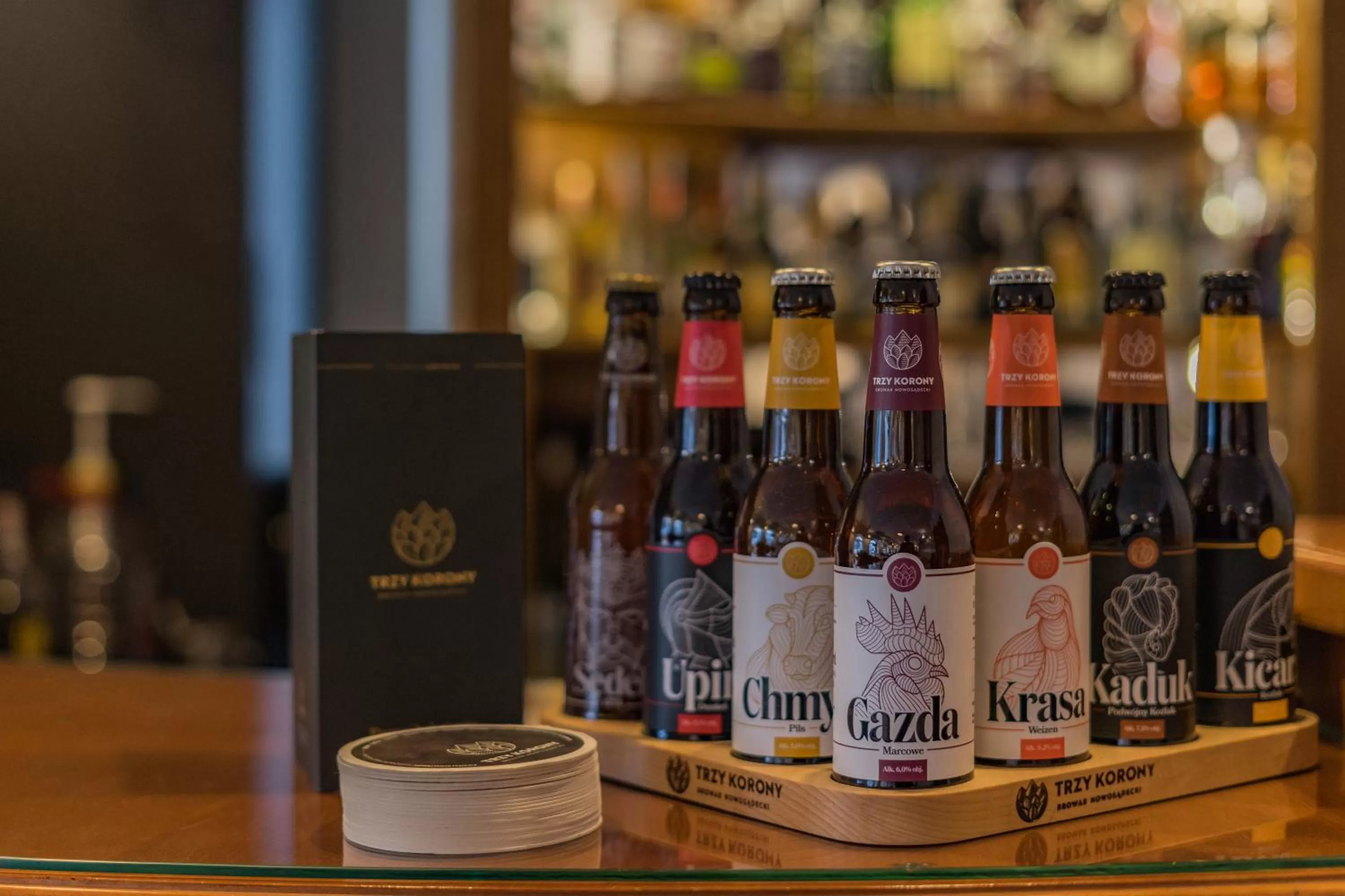 Restaurant/places to eat in Hotel Batory