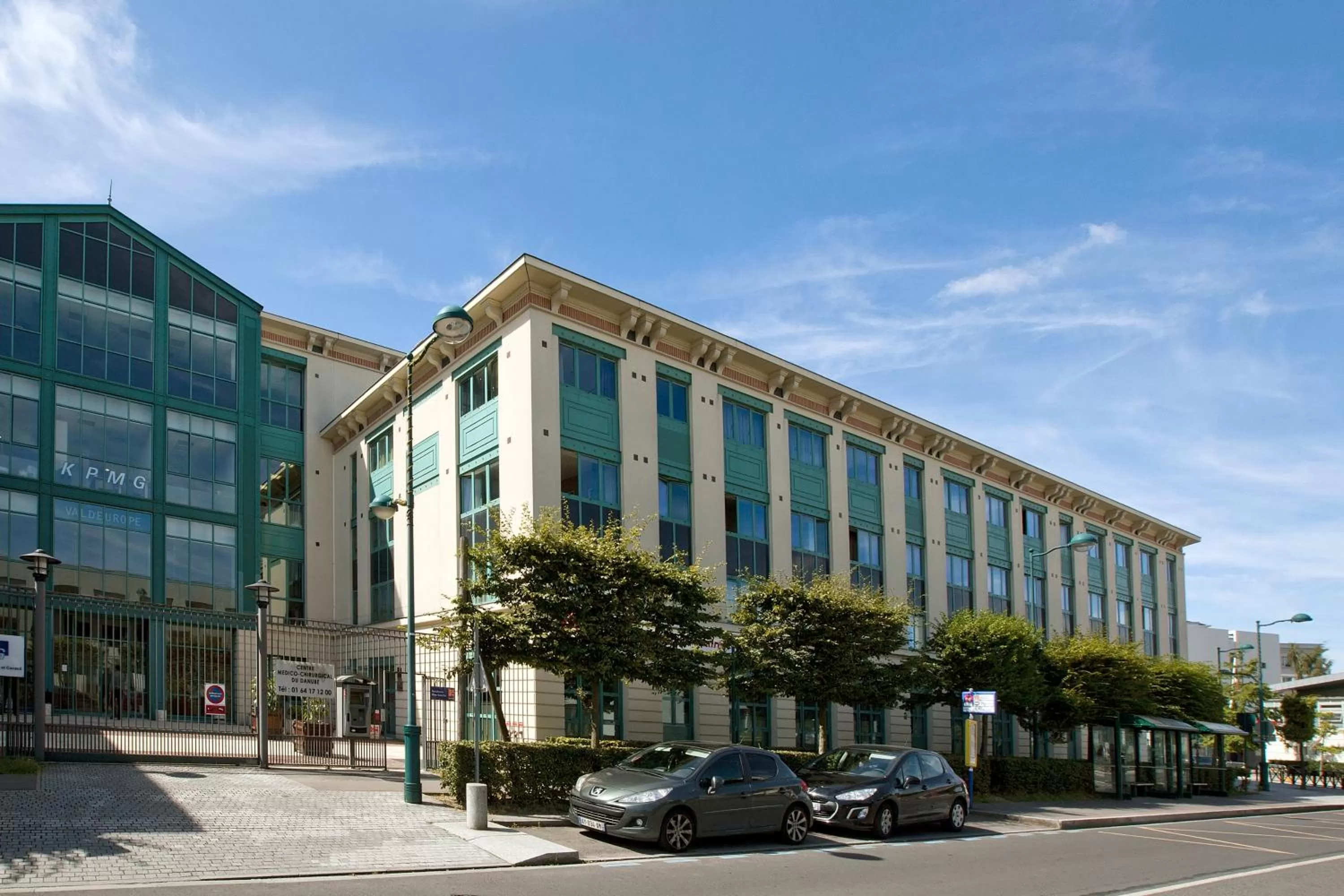 Facade/entrance in Séjours & Affaires Serris Rive Gauche
