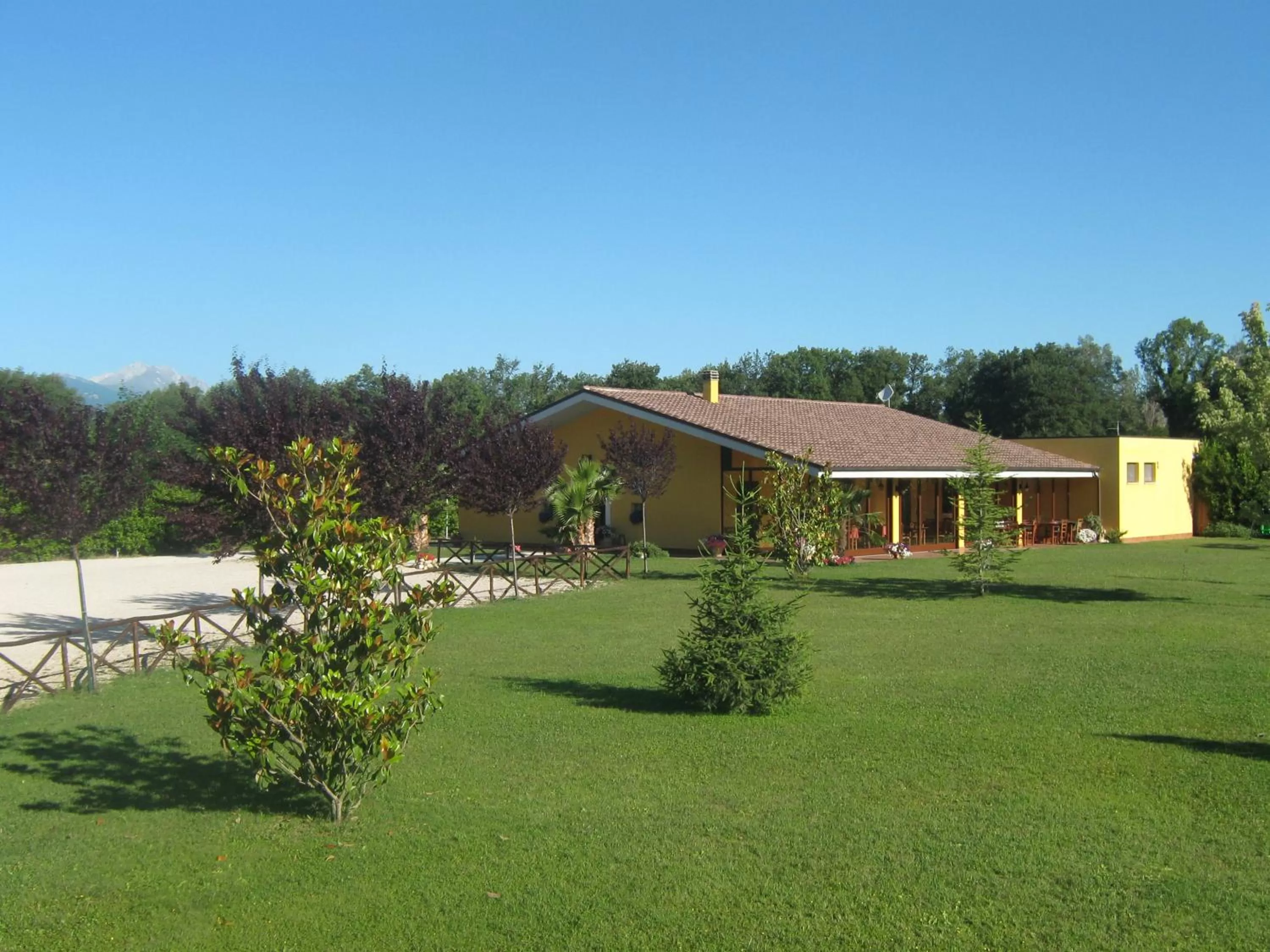 Garden, Property Building in B & B OASI