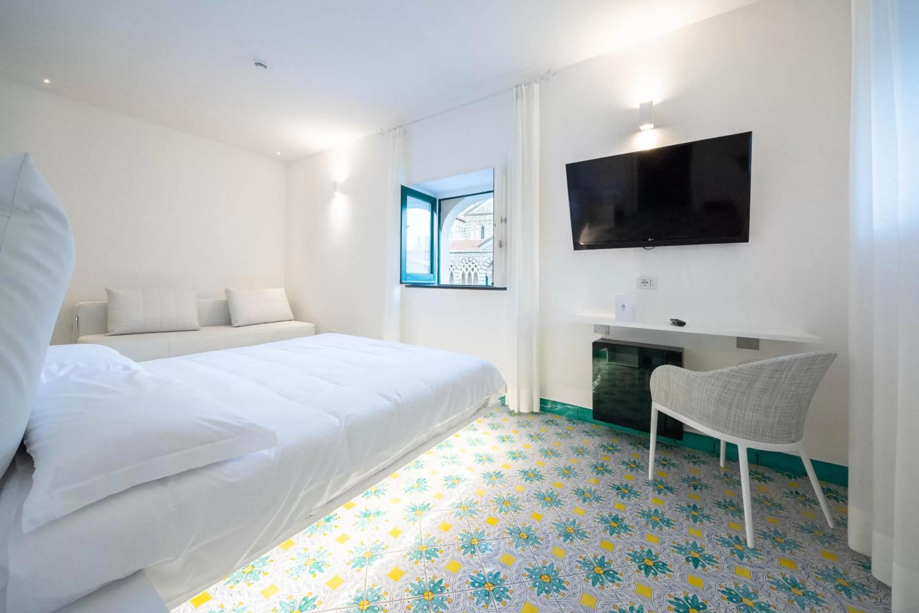 Photo of the whole room, Bed in Terrazza Duomo