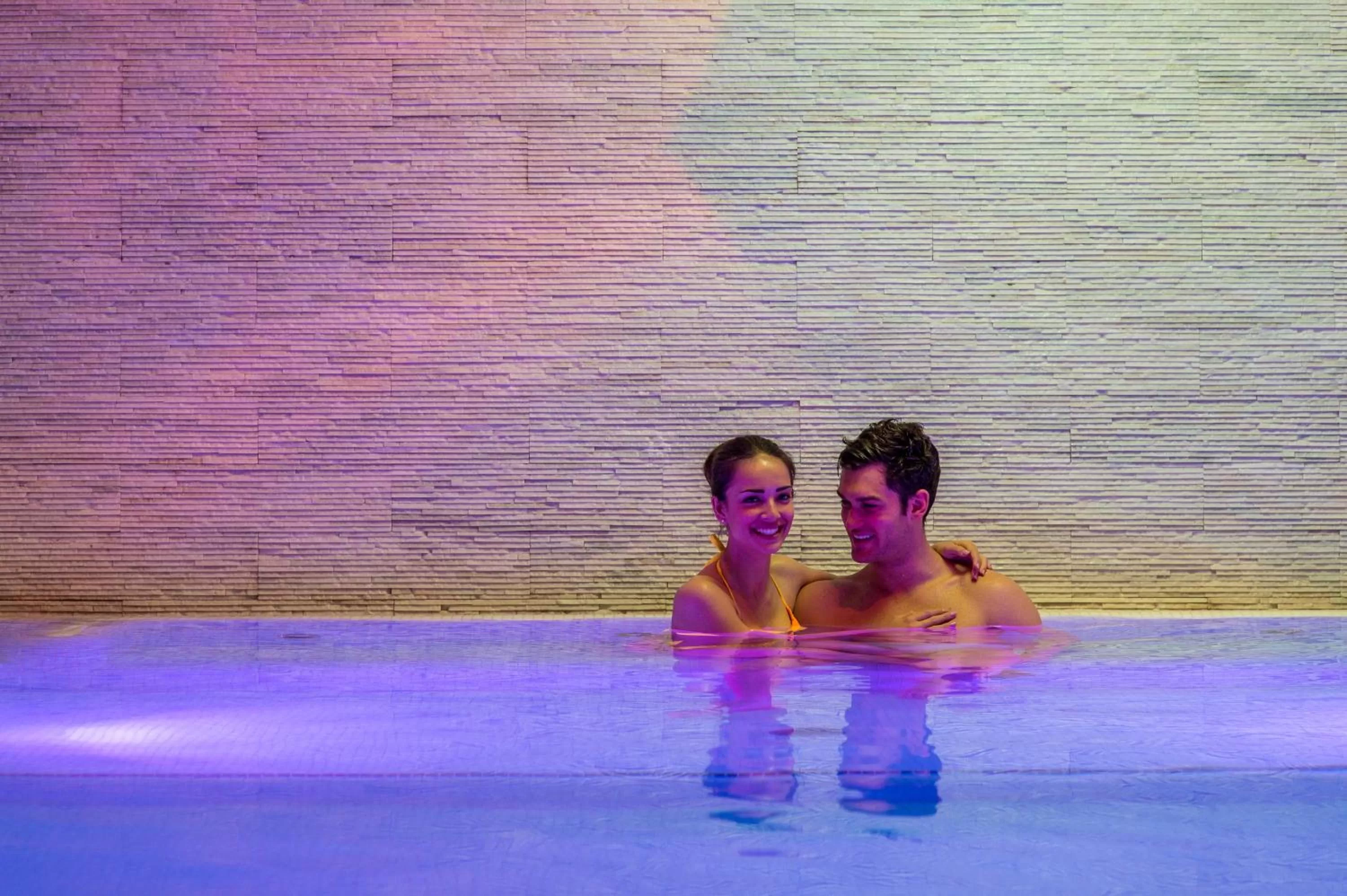 Hot Tub in Trilussa Palace Hotel Congress & Spa