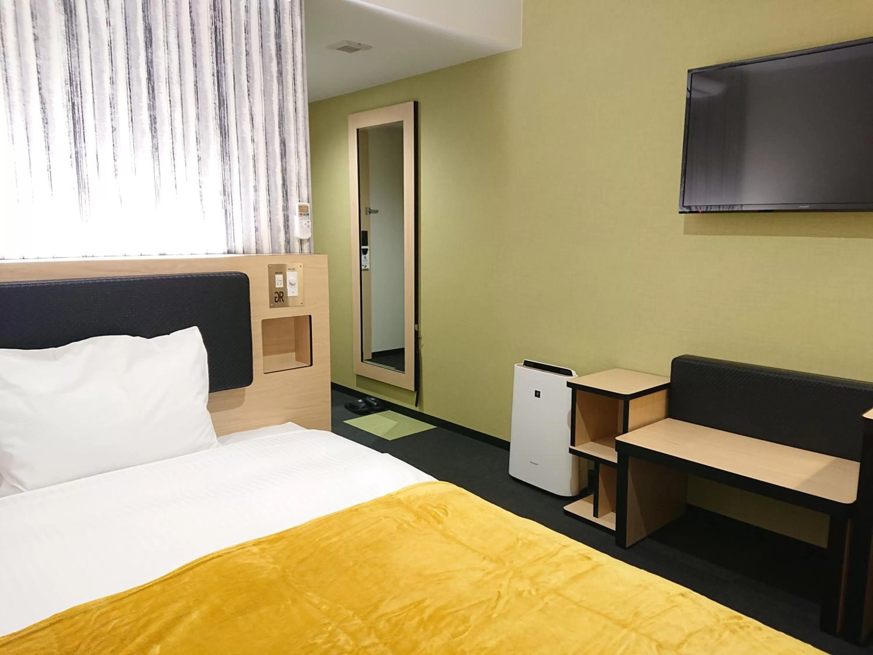 Premium Single Room - single occupancy - Smoking	 in Green Rich Hotel Kurashiki Ekimae (Artificial hot spring Futamata Yunohana)