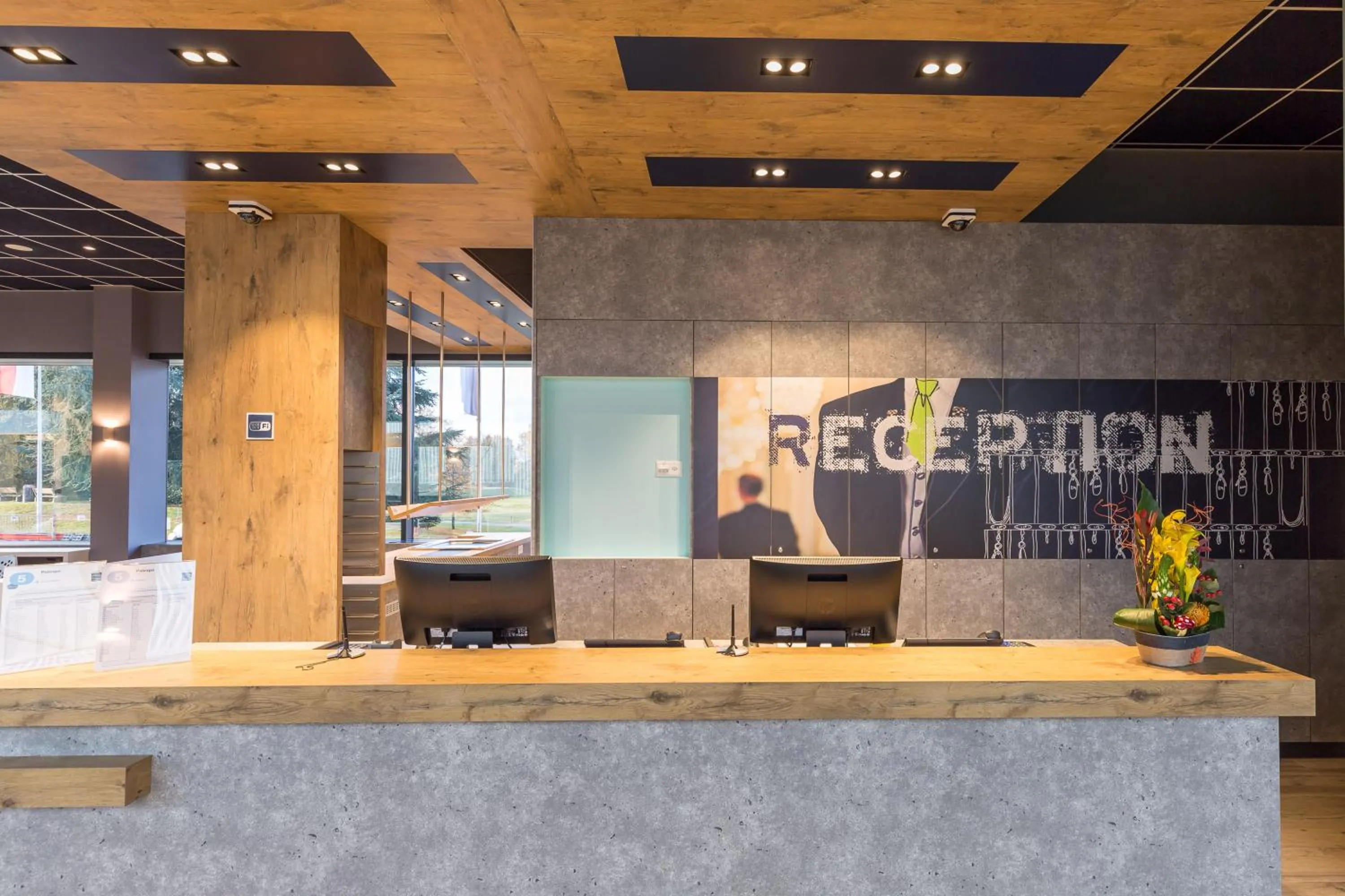 Lobby or reception in ibis budget Geneve Palexpo Aeroport