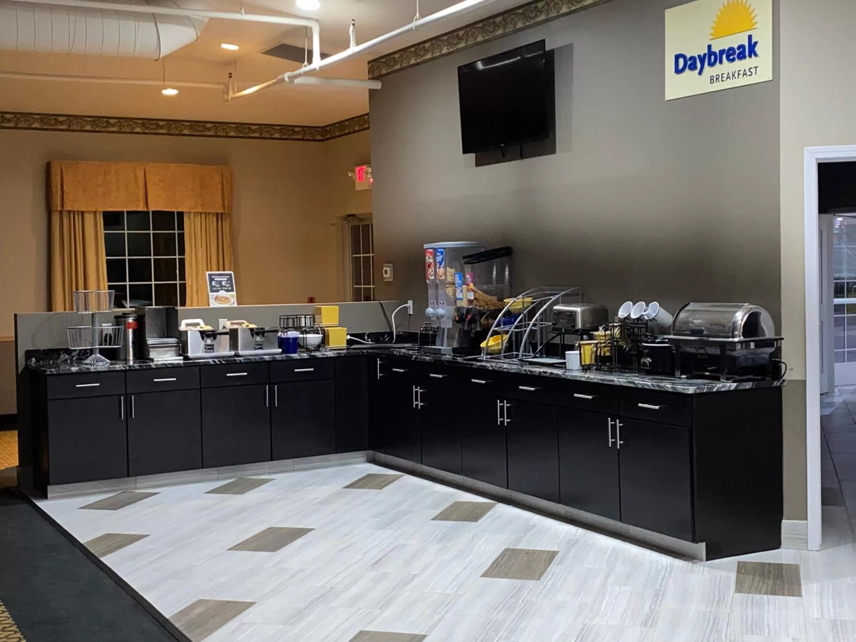 Breakfast in Days Inn by Wyndham Pentwater