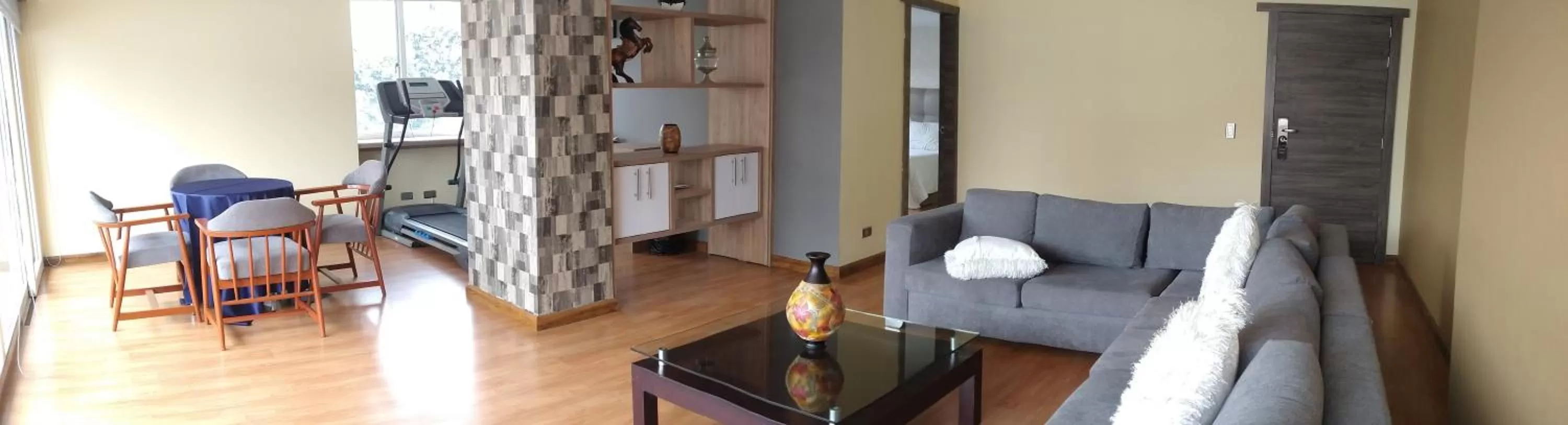 Photo of the whole room, Seating Area in Hotel Morasurco