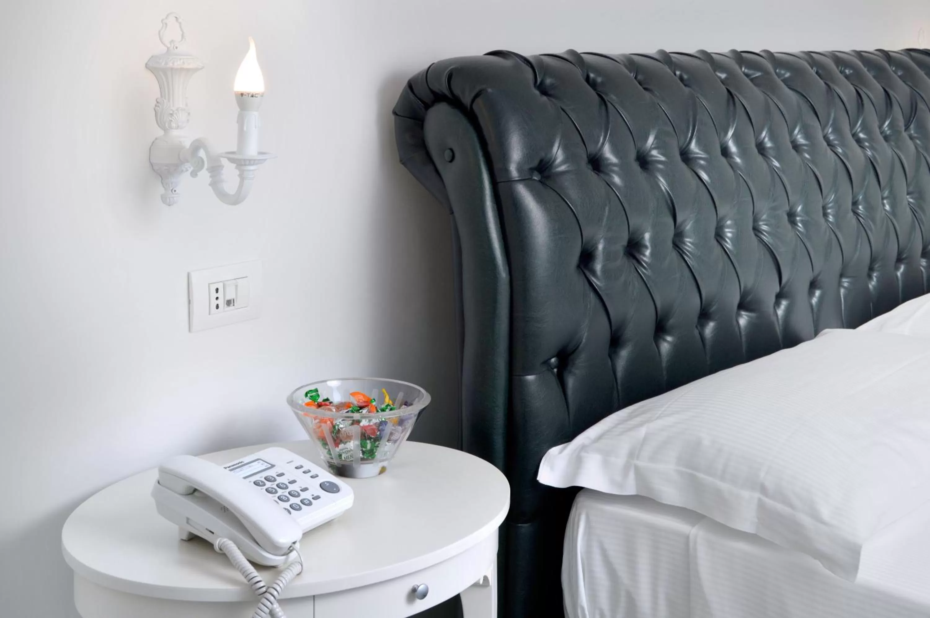 Photo of the whole room, Bed in Barbarella Home