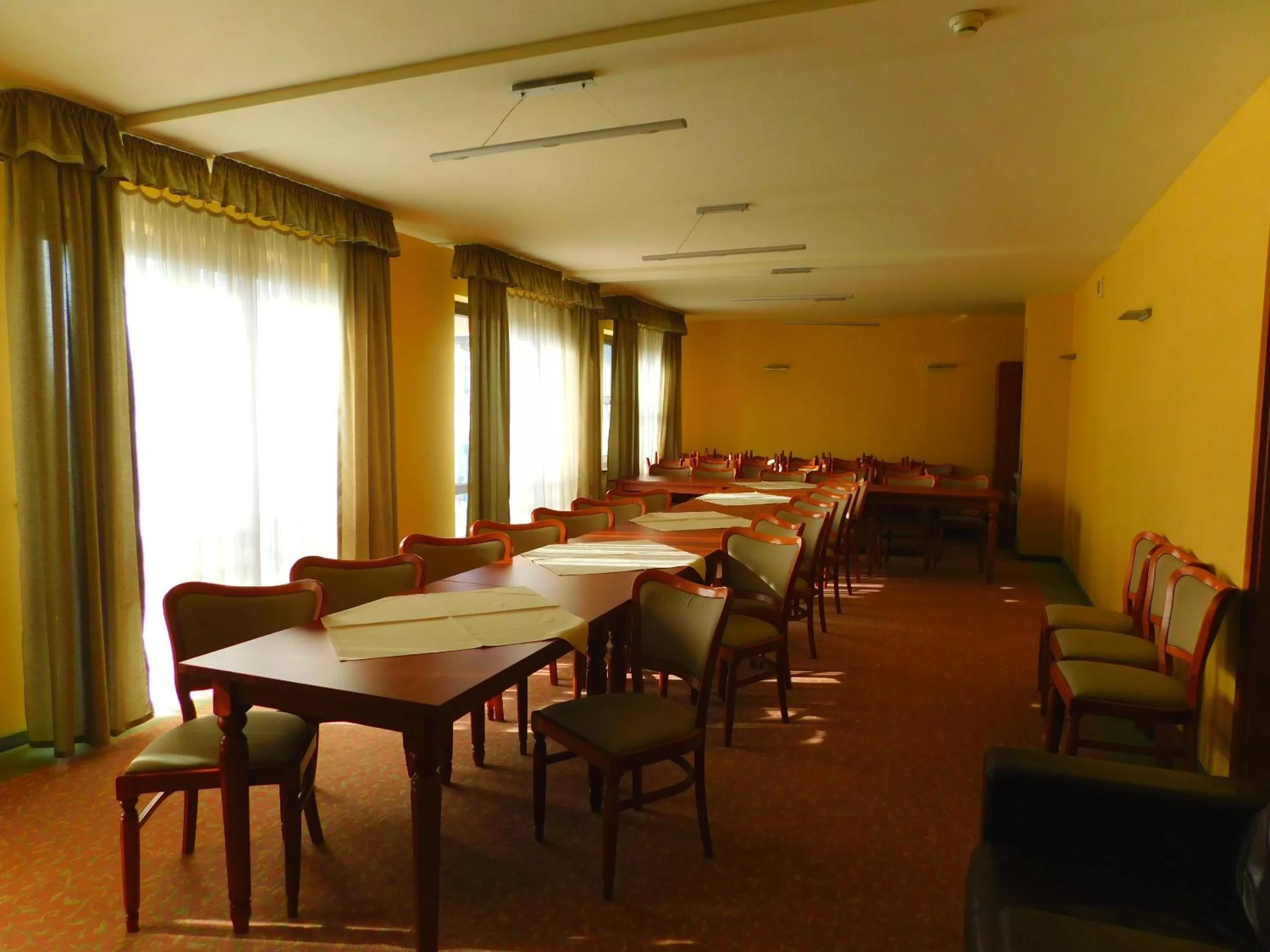 Banquet/Function facilities in Hotel Piast