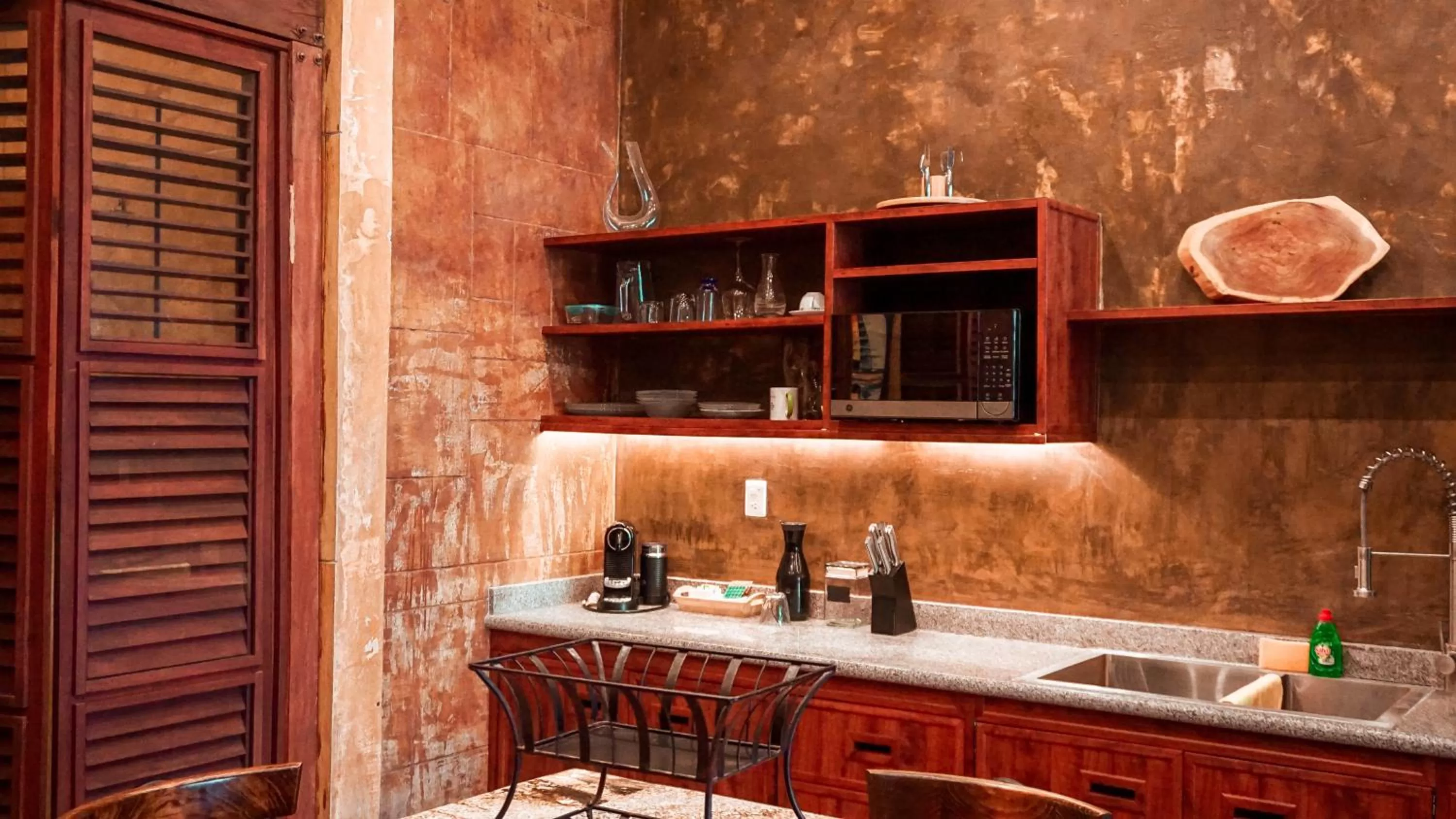 Kitchen or kitchenette in Apartamentos "Ala Residencias"