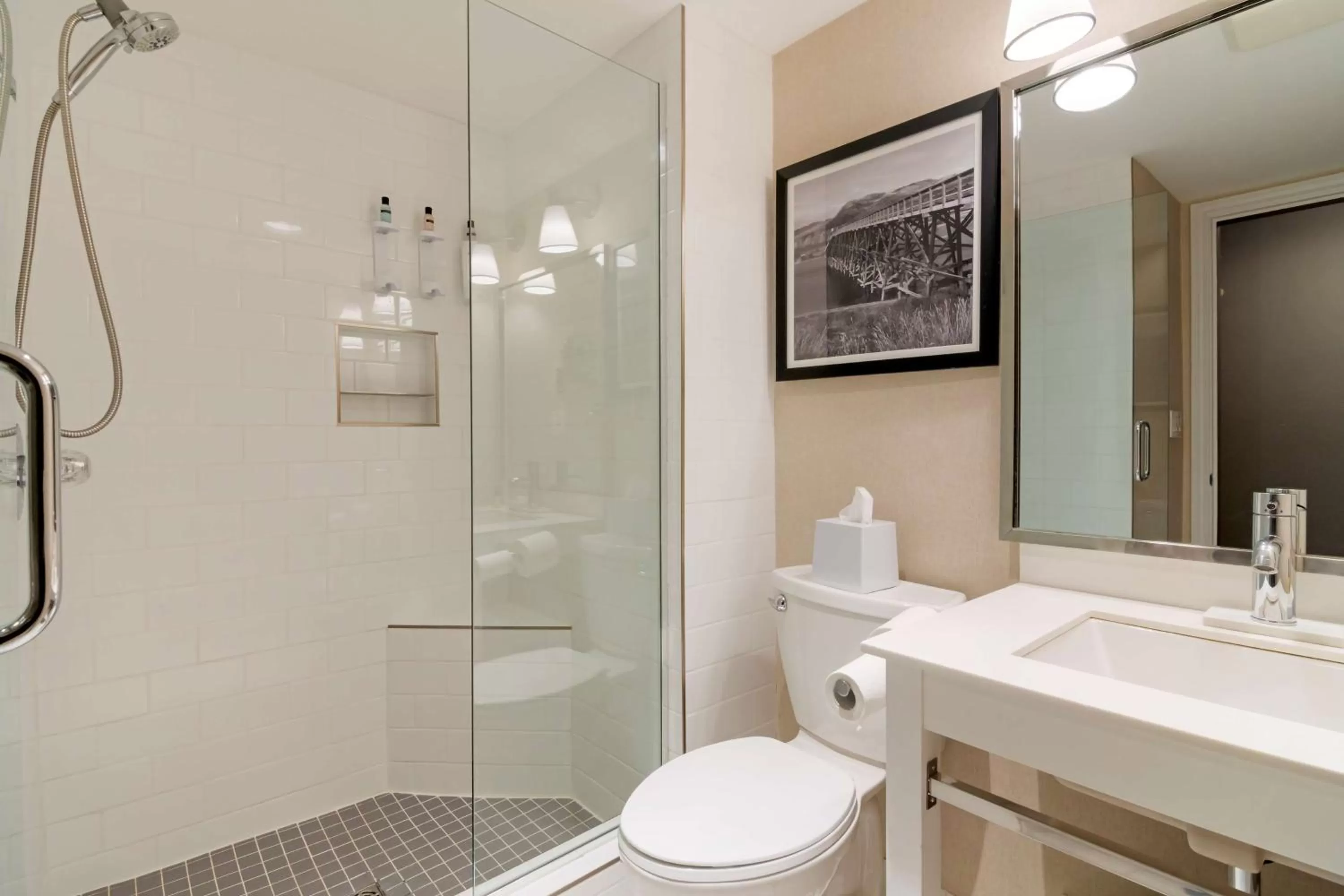 Bathroom in Best Western Premier Aberdeen Kamloops