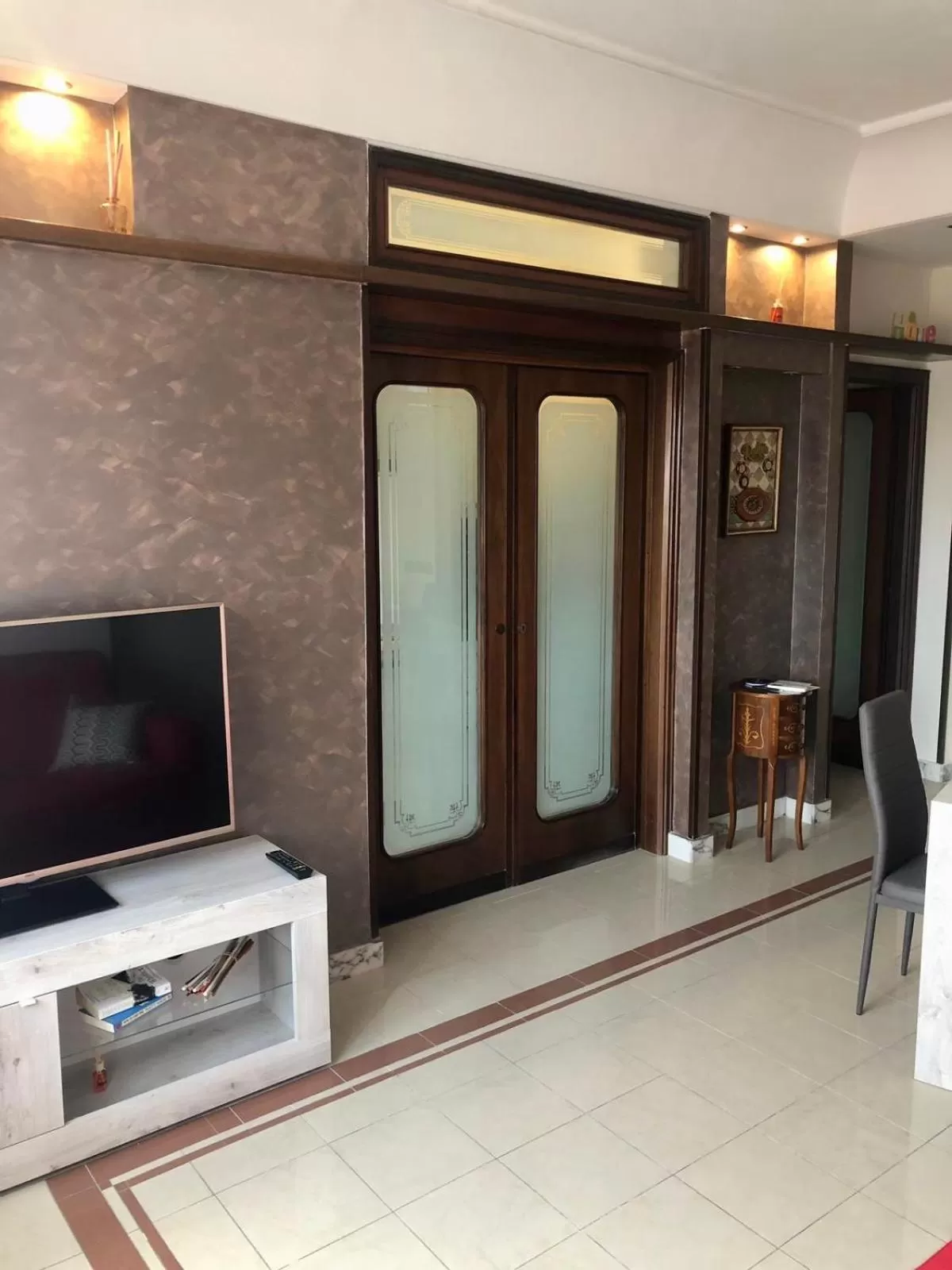 TV/Entertainment Center in Museum Inn Napoli