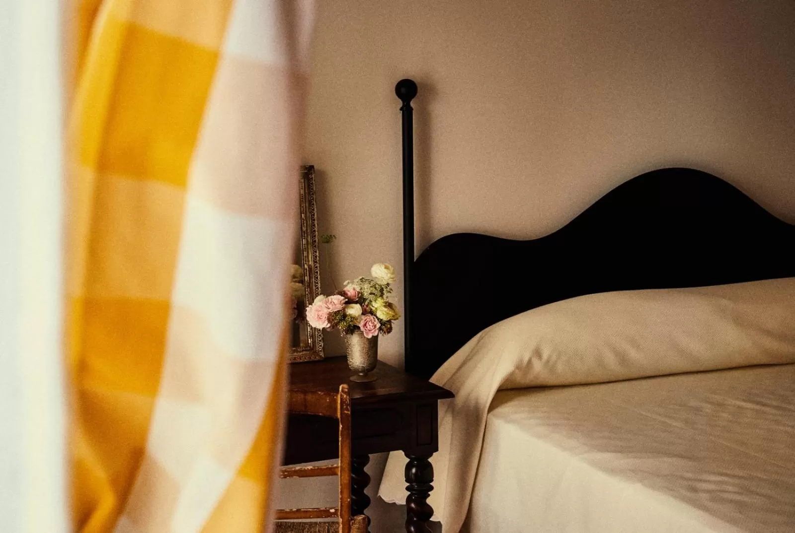 Bedroom, Bed in Hotel Peter and Paul, an Ash Hotel