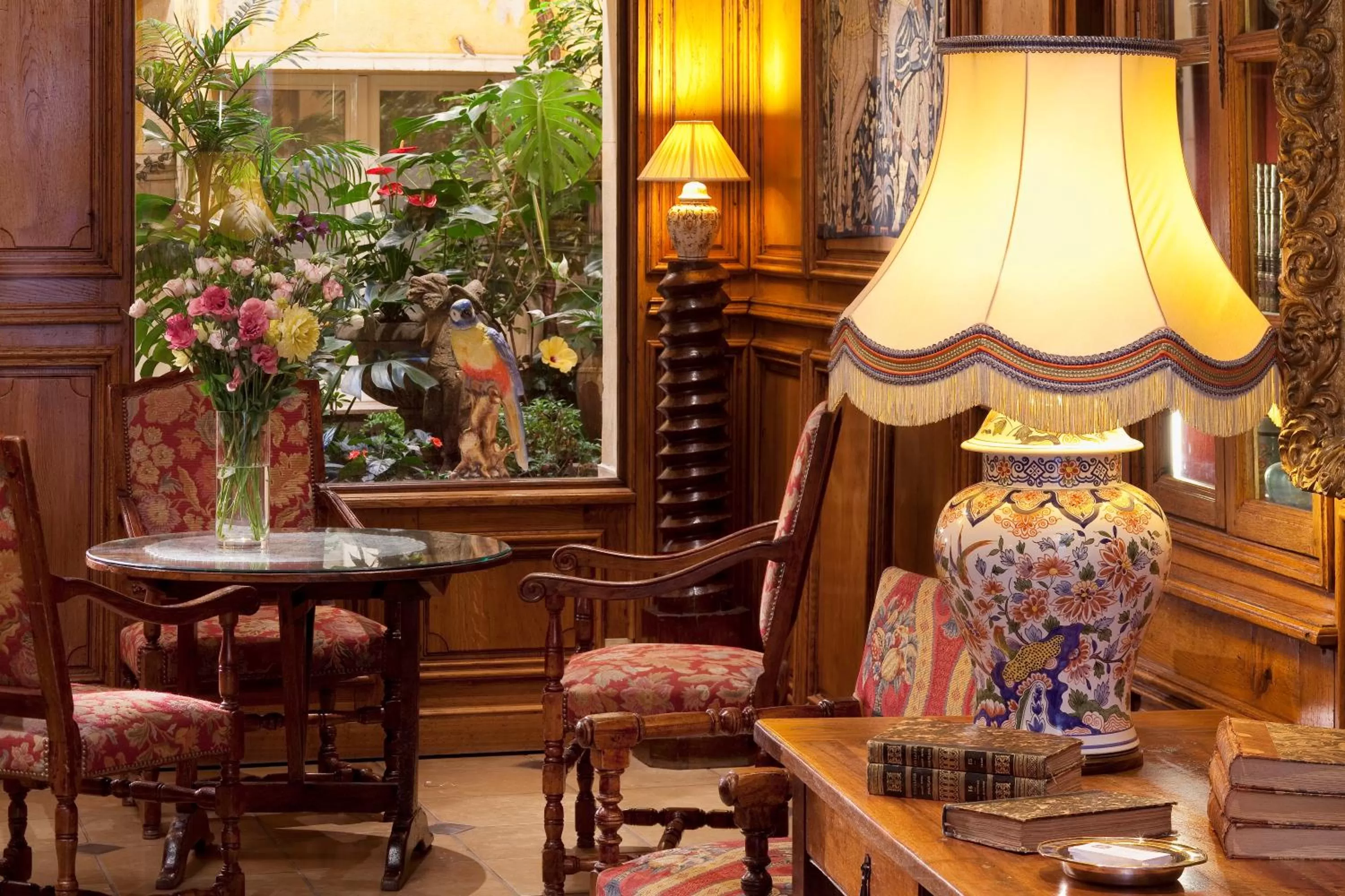 Lounge or bar in Hotel Left Bank Saint Germain