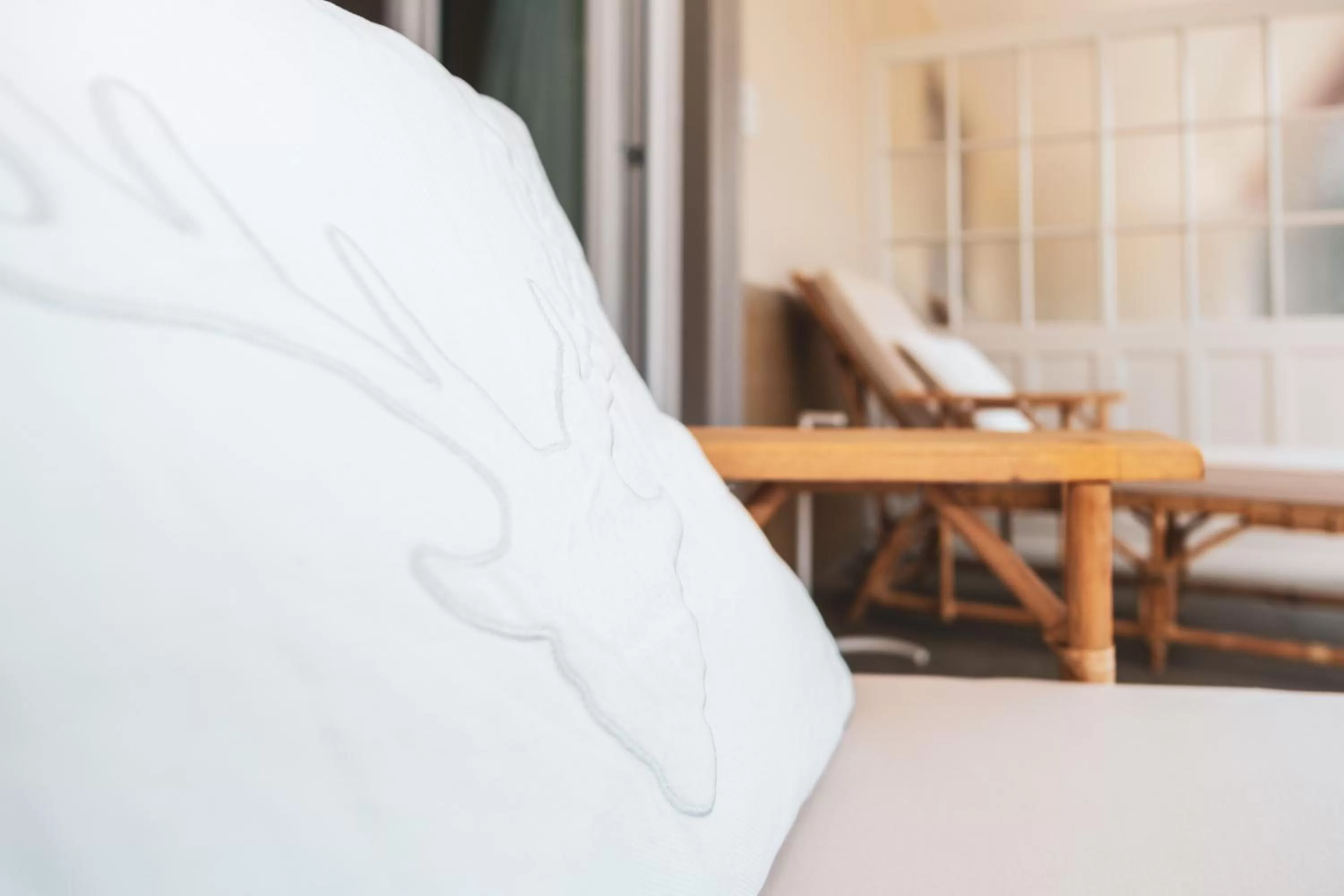 Balcony/Terrace, Bed in Hotel Edelweiss