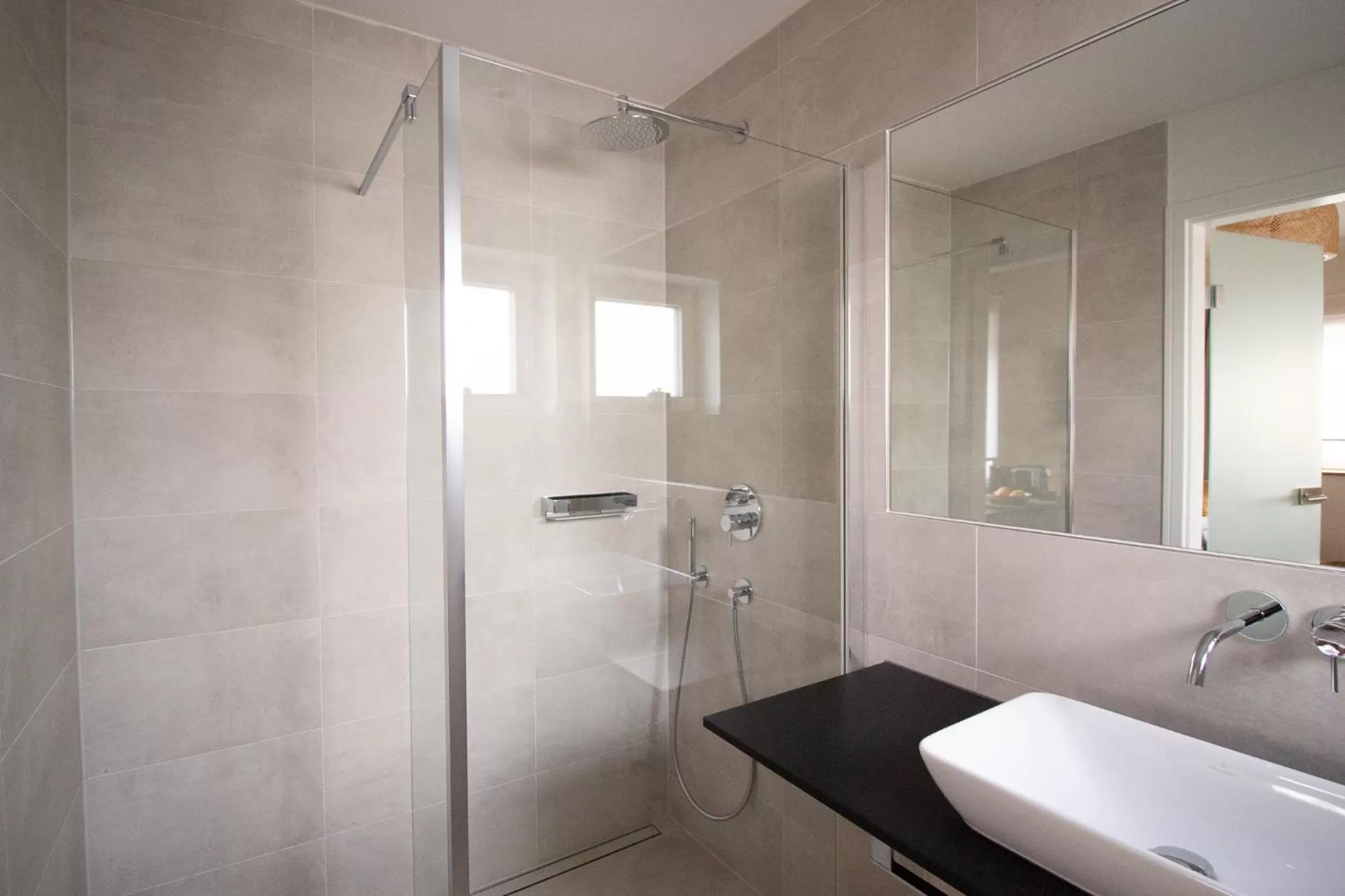 Shower in Das Kornburg-Quartier