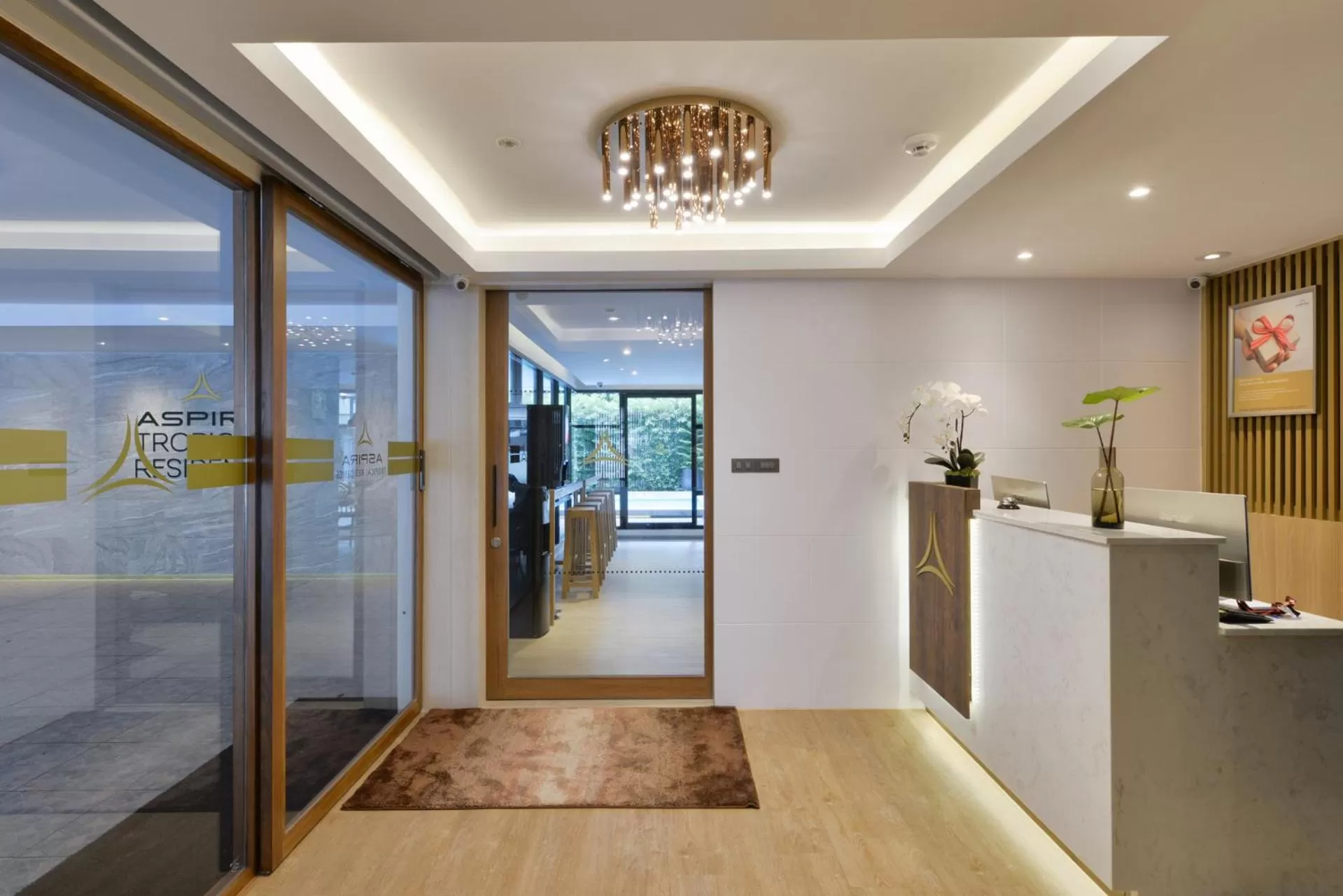 Staff in Aspira Tropical Residence Thong Lor