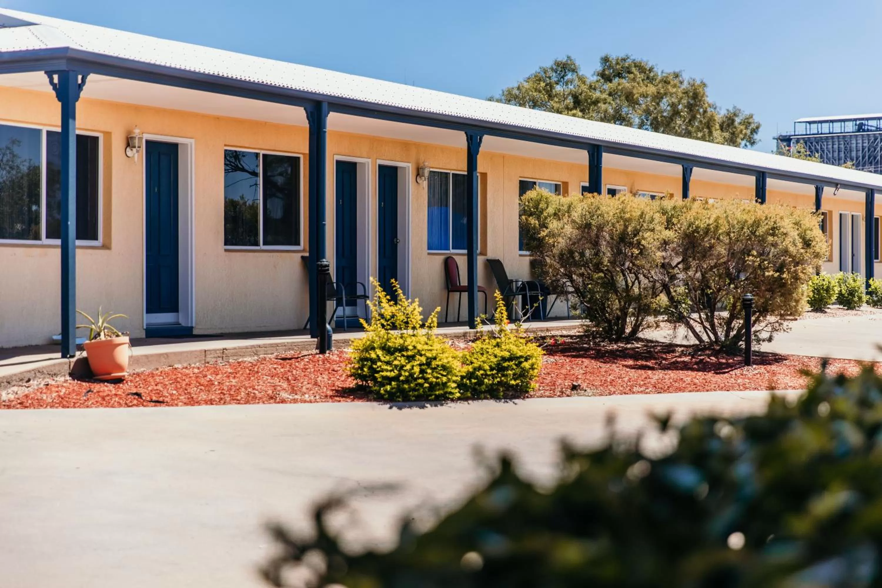 Property building in Outback Motel Mt Isa