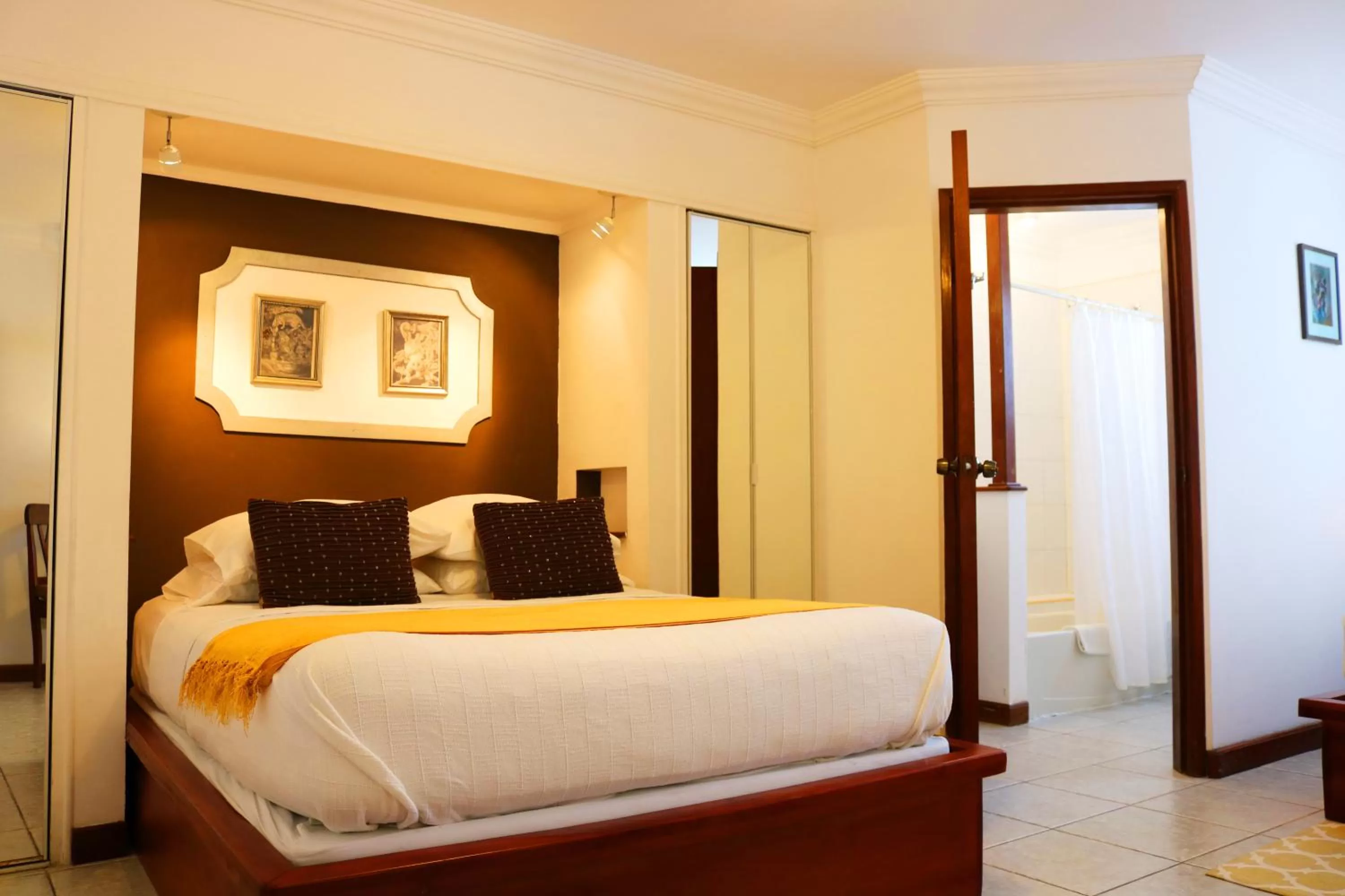 Photo of the whole room, Bed in Villa Boscardi