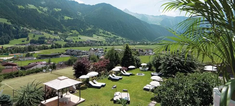 Garden in Alpenhotel Stefanie