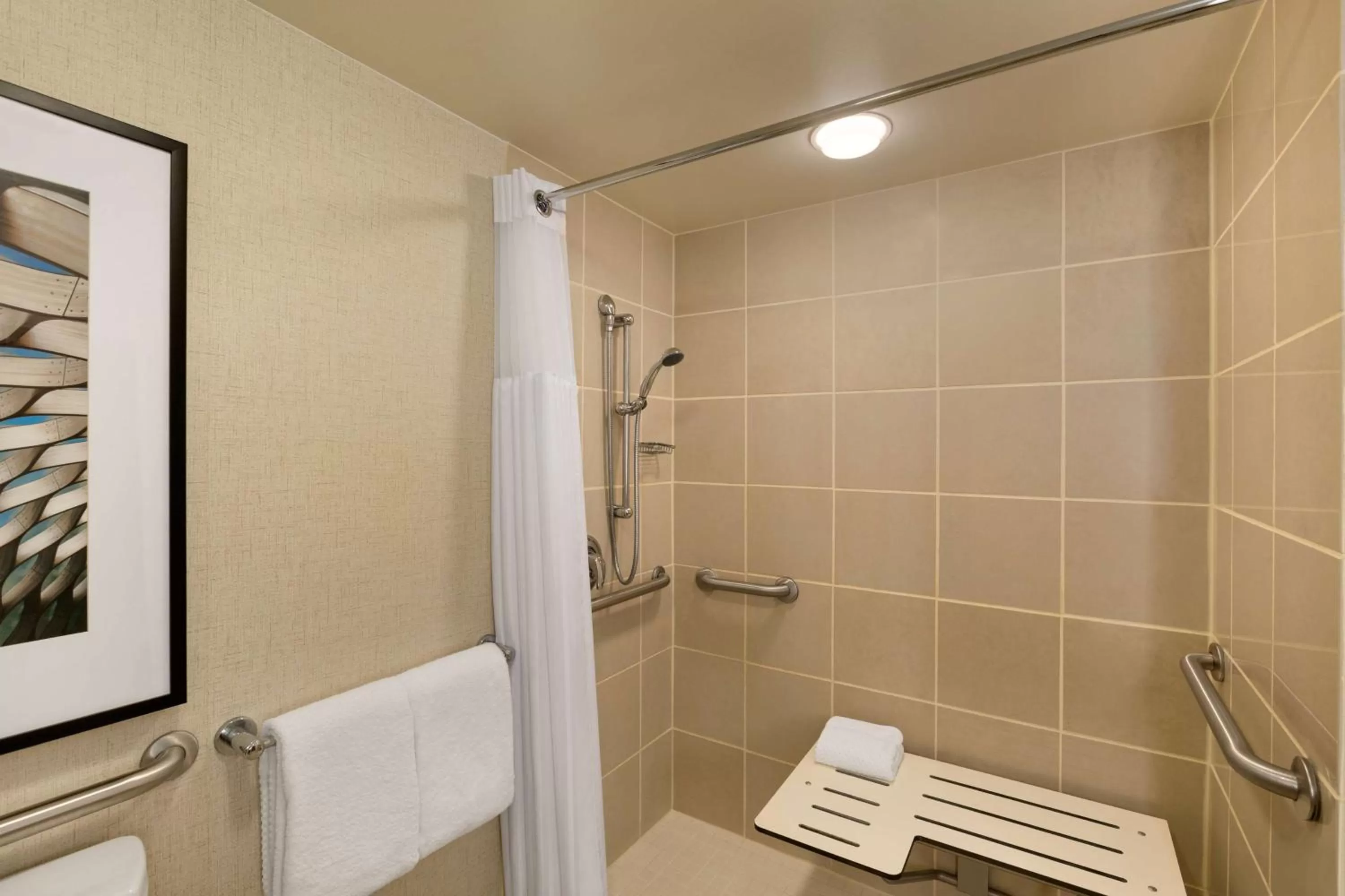 Bathroom in Hilton Chicago Magnificent Mile Suites