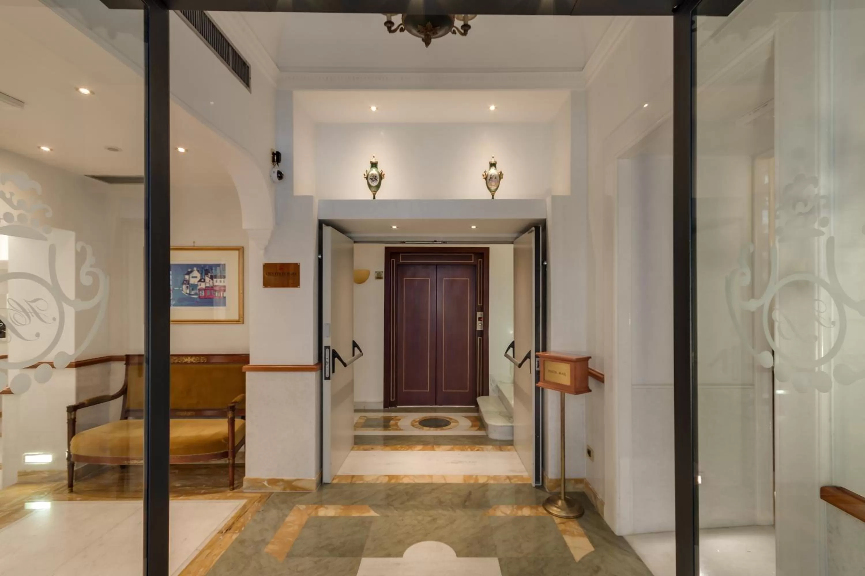 Lobby or reception in Hotel Borromeo