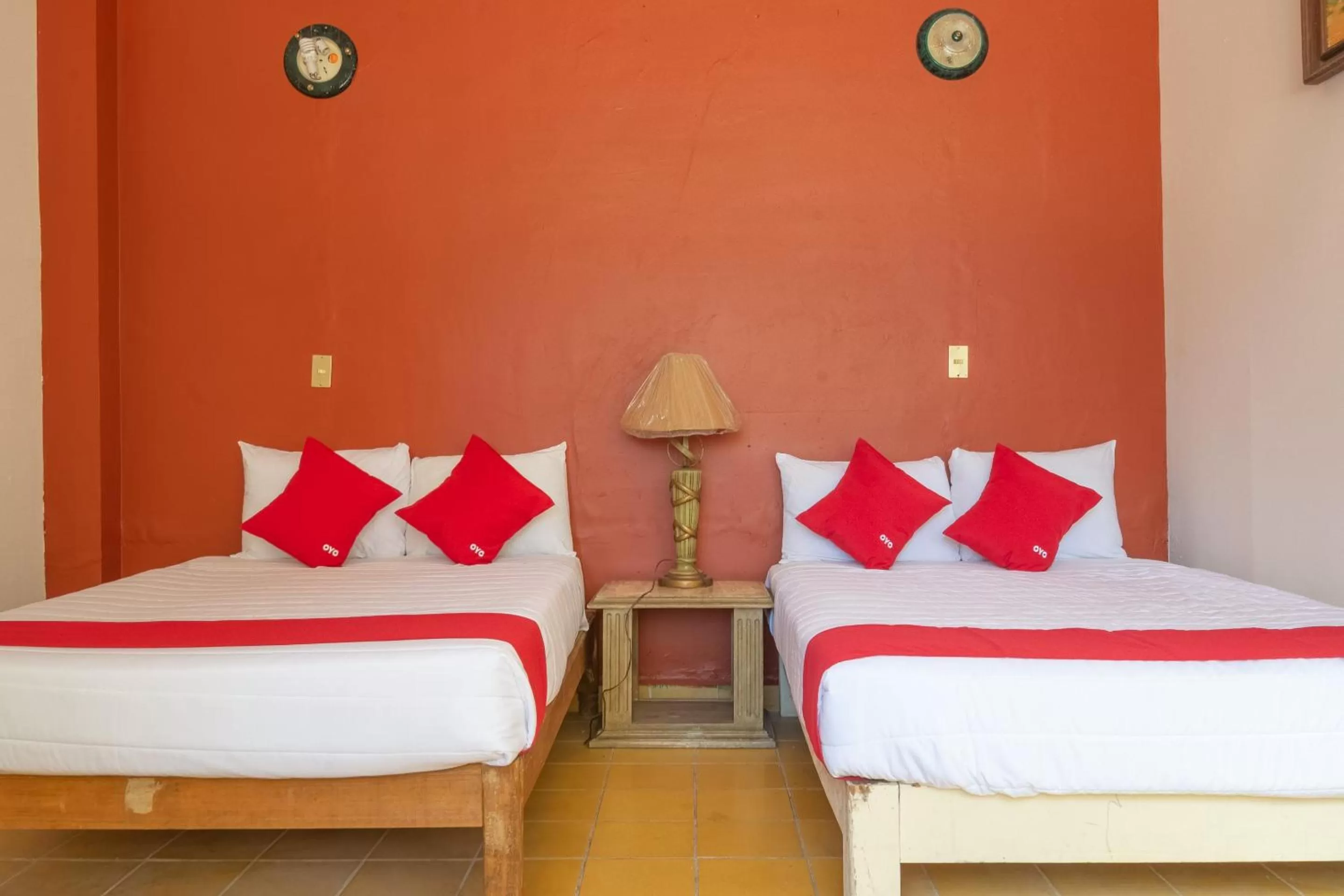 Bedroom in OYO Hotel Meson de la Concepcion