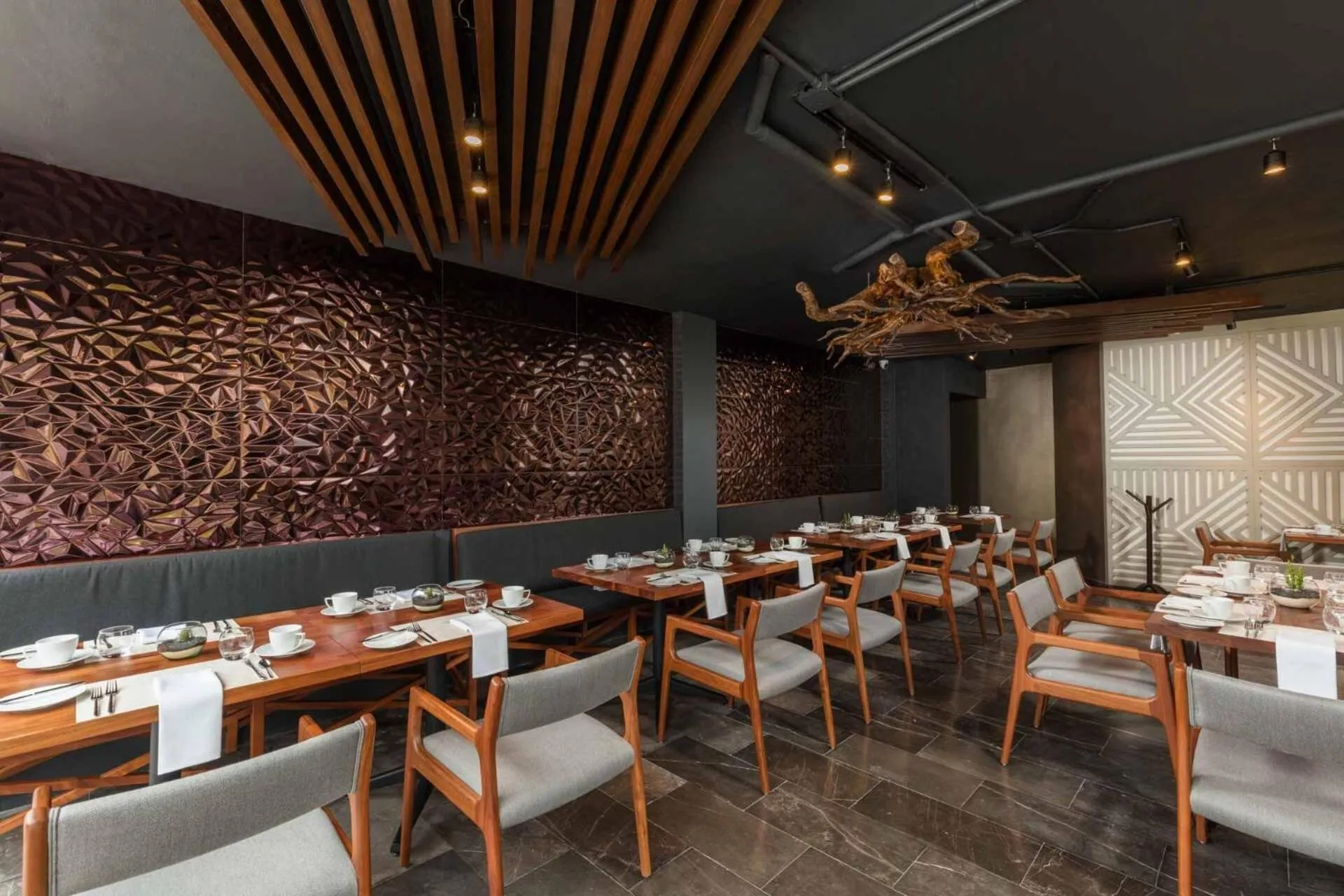 Restaurant/places to eat in Serenity Hotel Boutique By Alsol