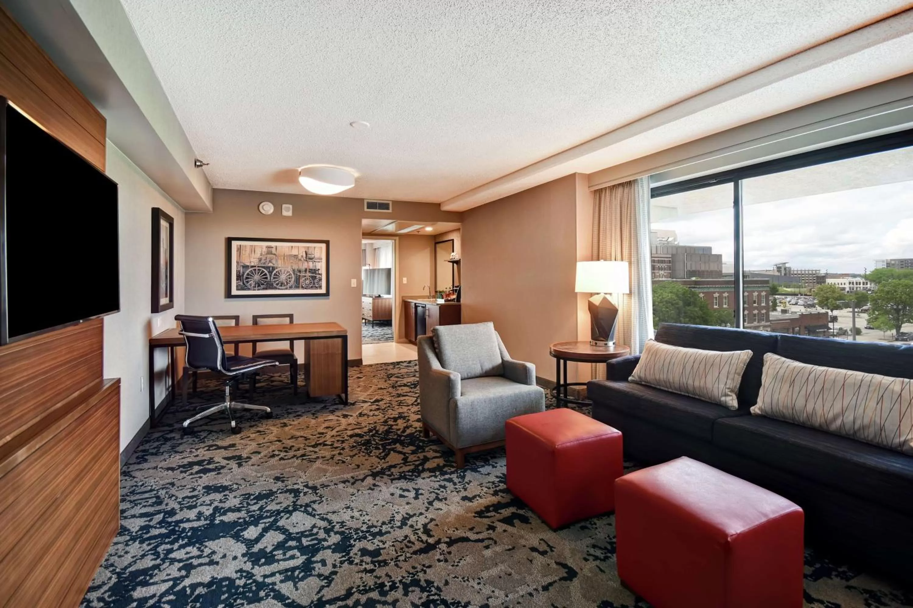 Bedroom in Embassy Suites by Hilton Omaha Downtown Old Market