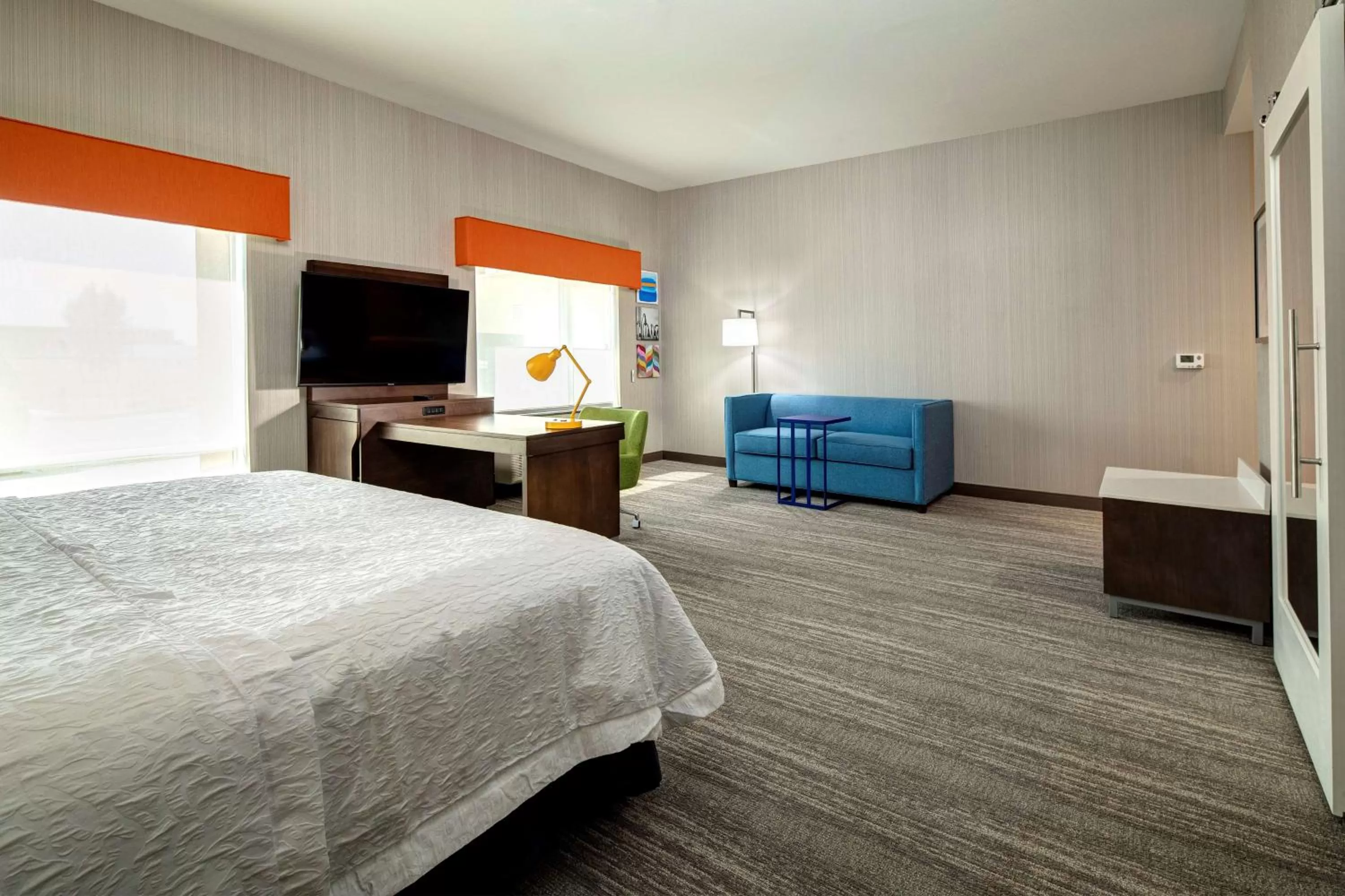 Bedroom, Bed in Hampton Inn & Suites Indio, Ca