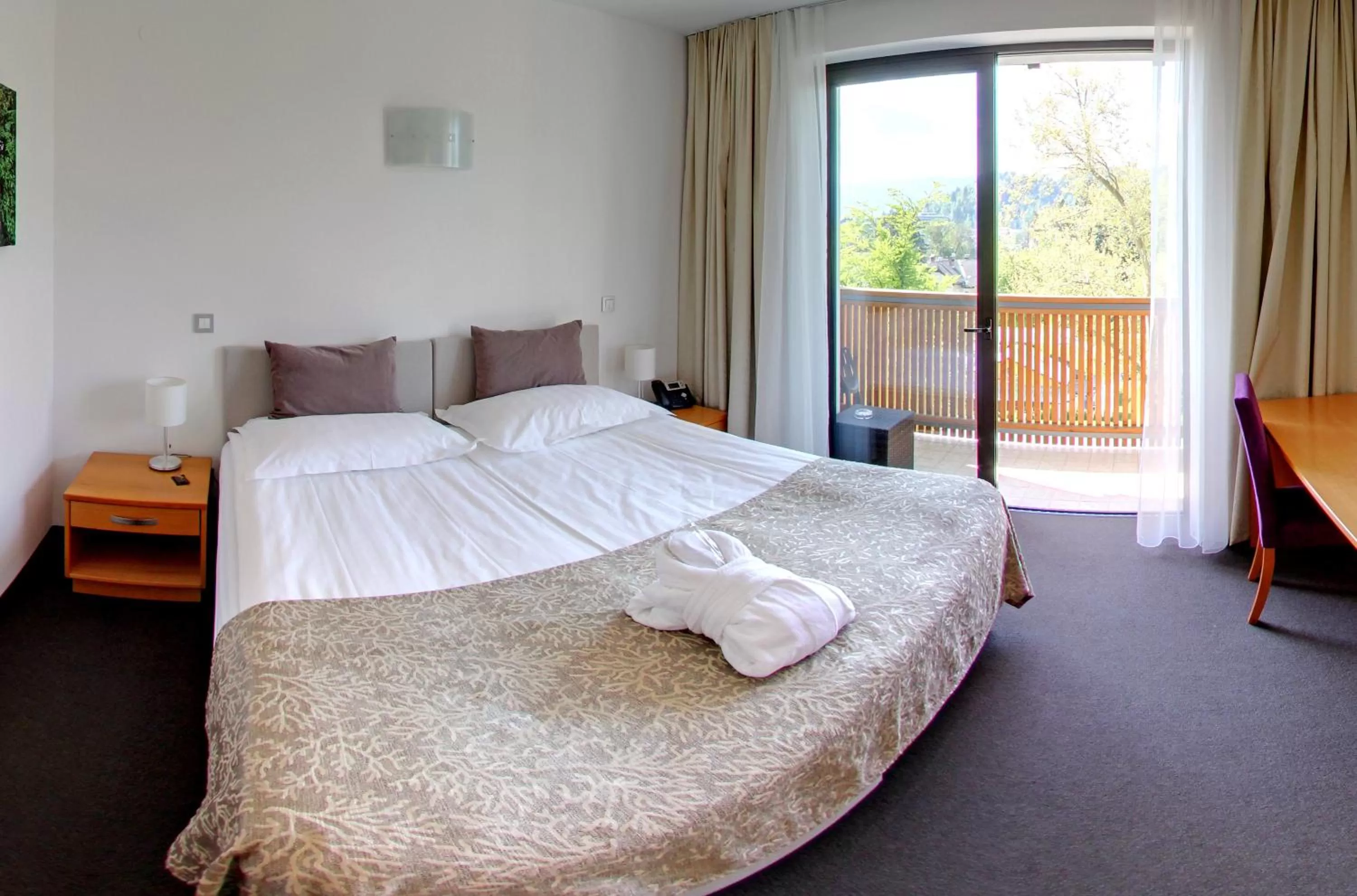 Bed in Hotel Astoria Superior